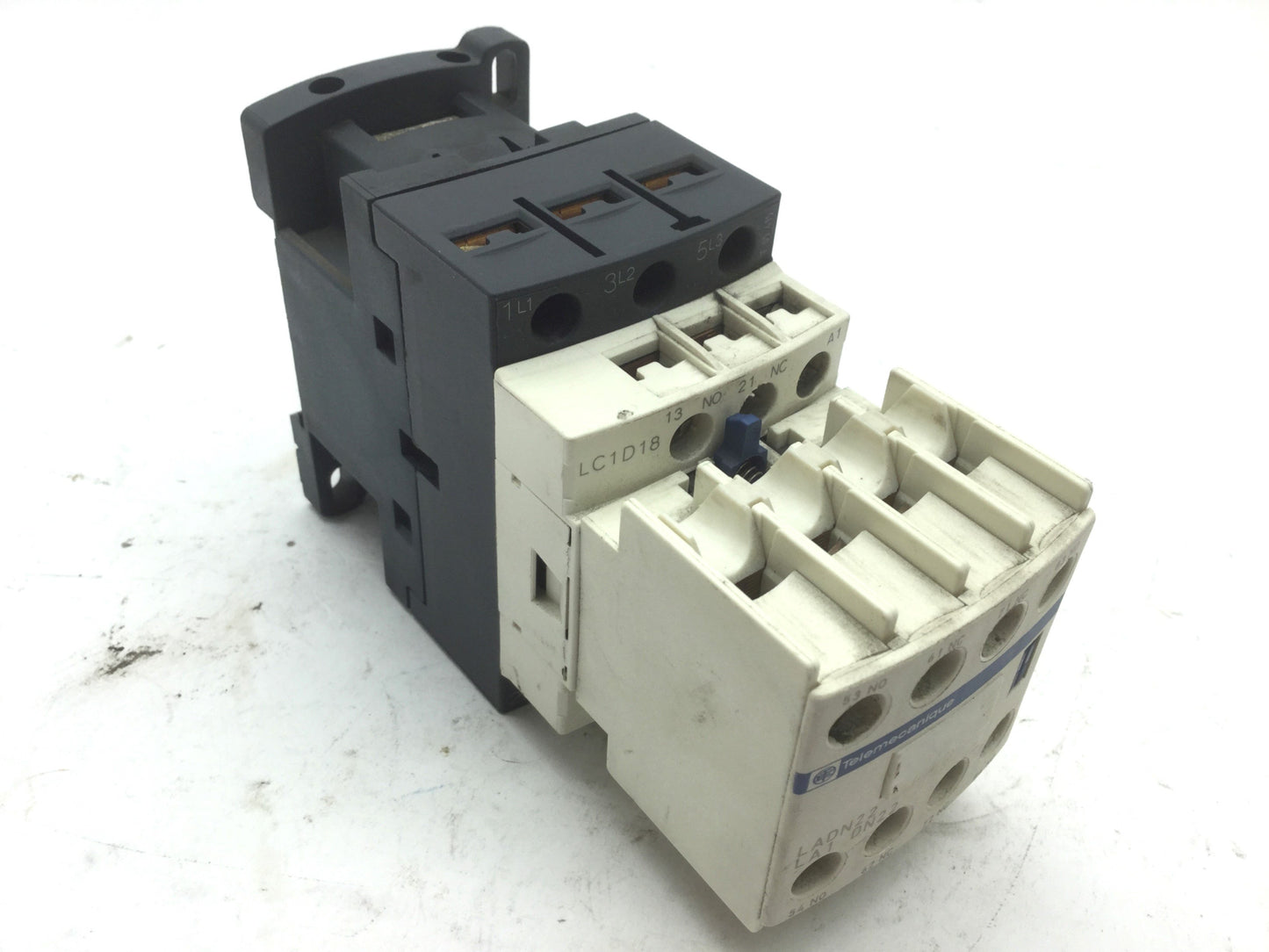 Used Telemecanique LC1D18 Contactor Coil: 110VAC 3-P 18A 15HP LADN22 Aux 2NO 2NC