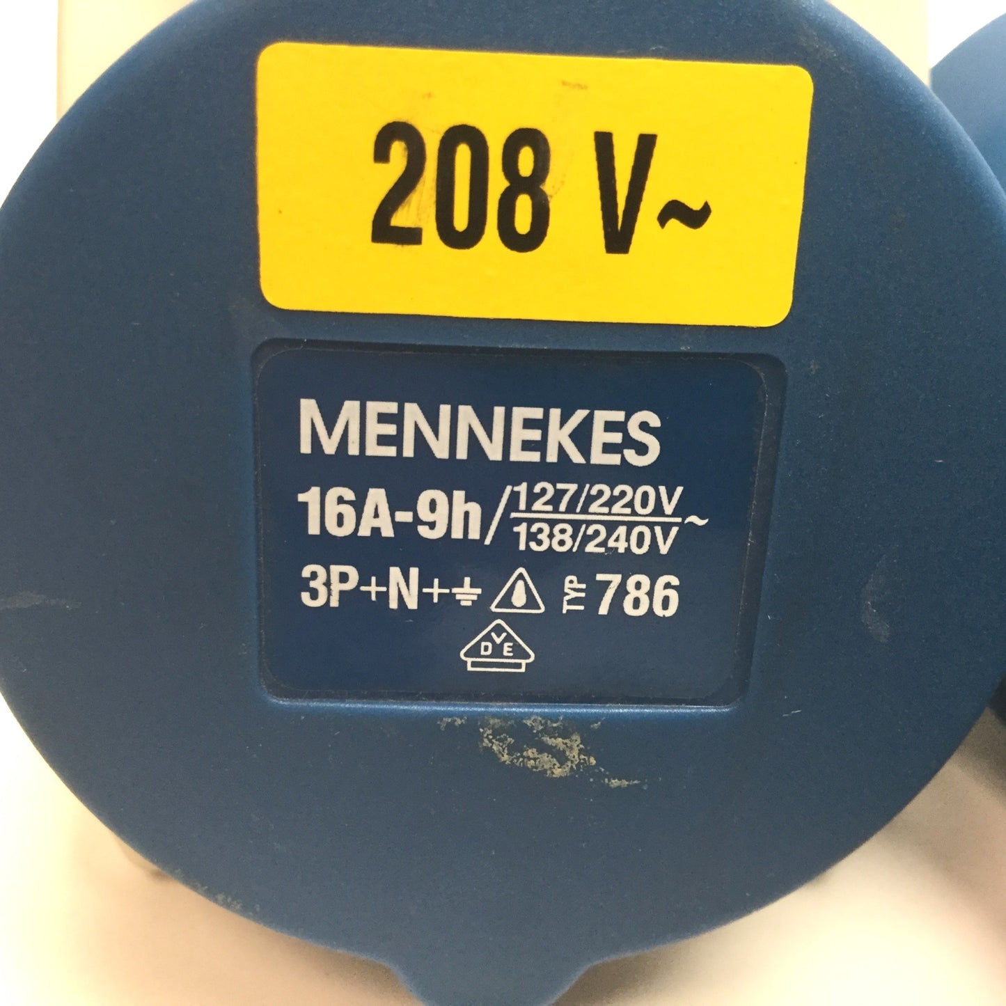 Used Mennekes Typ 786 & Typ 1309 Pin & Sleeve Male/Female Plug Socket, *Damaged Hinge