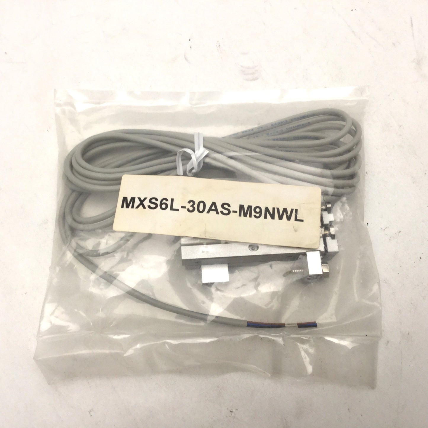 New SMC MXS6-30AS-M9NWL Pneumatic Linear Actuator Bore: 6mm Stroke: 30mm 0.15-0.7MPa