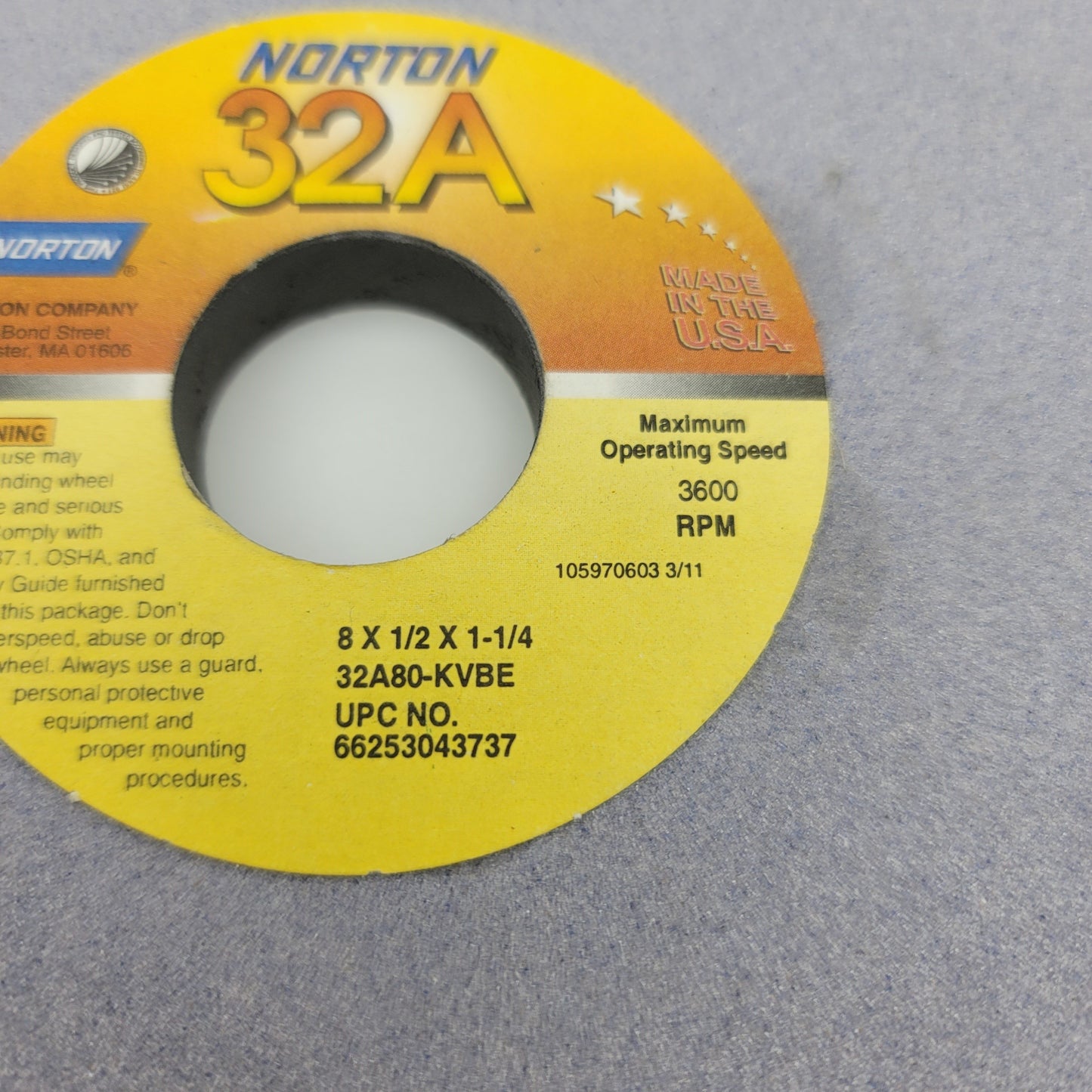 New Norton 32A80-KVBE Aluminum Oxide Straight Grinding Wheel 8" x 1/2" x 1 1/4" 80G