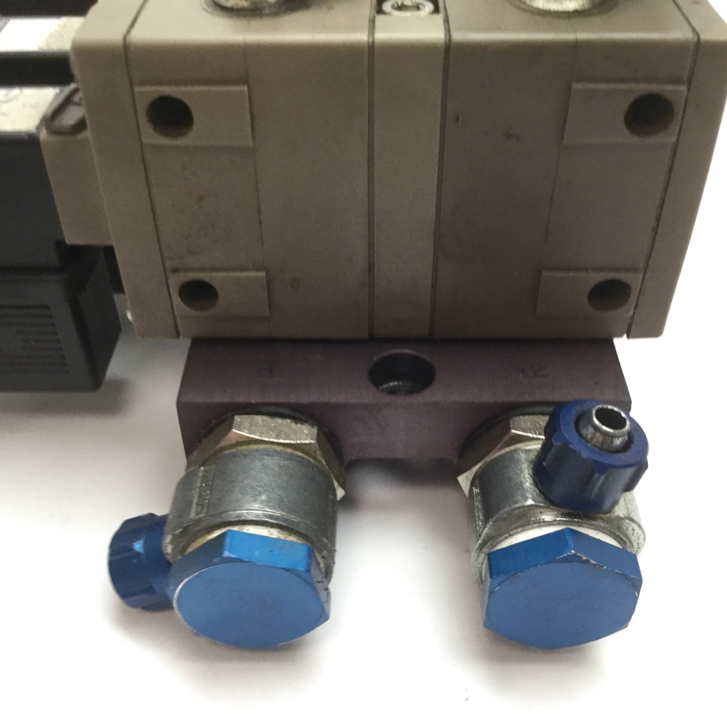 Used Lot of 3 Burkert 456-G-06,0-B Solenoid Valve, Voltage: 24VDC, Pressure: 1.5-7bar