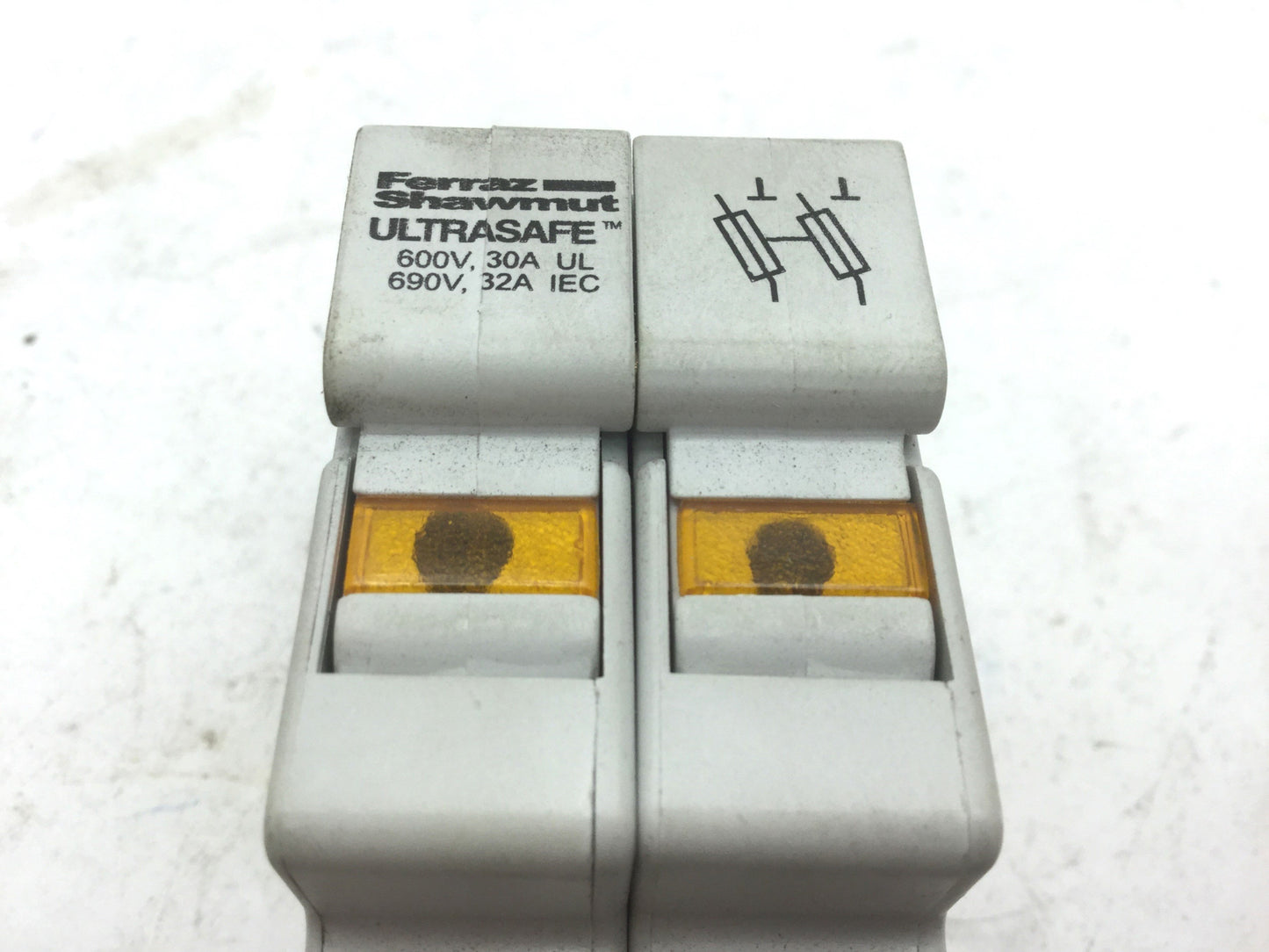 Used Ferraz Shawmut USM21 Fuse Holders, Terminal Rating 600V 30A, 2 Pole