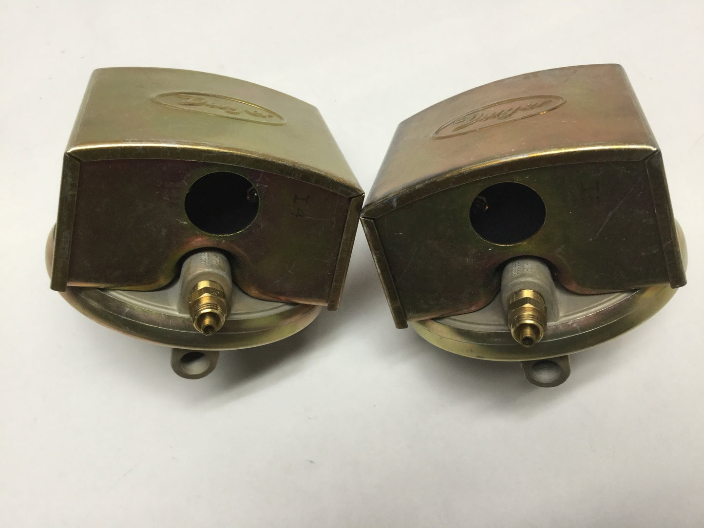 Used Lot of 2 Dwyer 1823-1 Differential Low Pressure Switch, 10psi Max, 125-480VAC