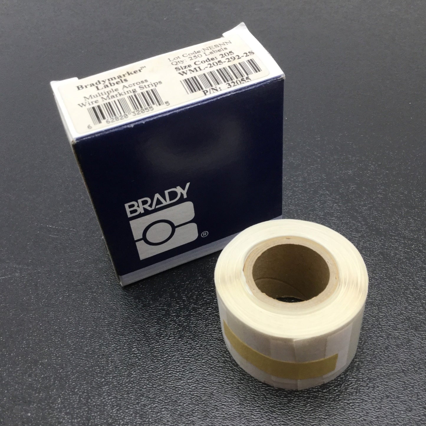 New – Open box New Brady WML-205-292-2S Multiple Across Wire Marker Strips, Qty: 250 Labels