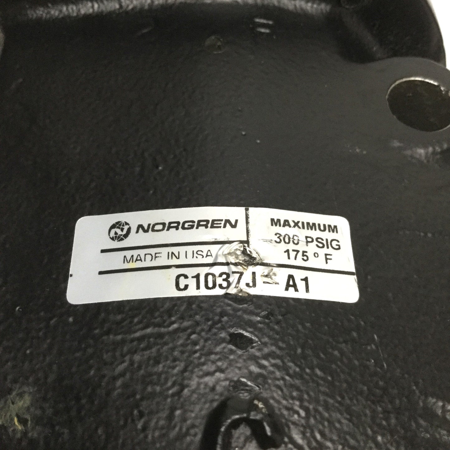 Used Norgren C1037J-A1 External Pilot Vacuum Poppet Valve, 1-1/4" NPT Ports, 300psi