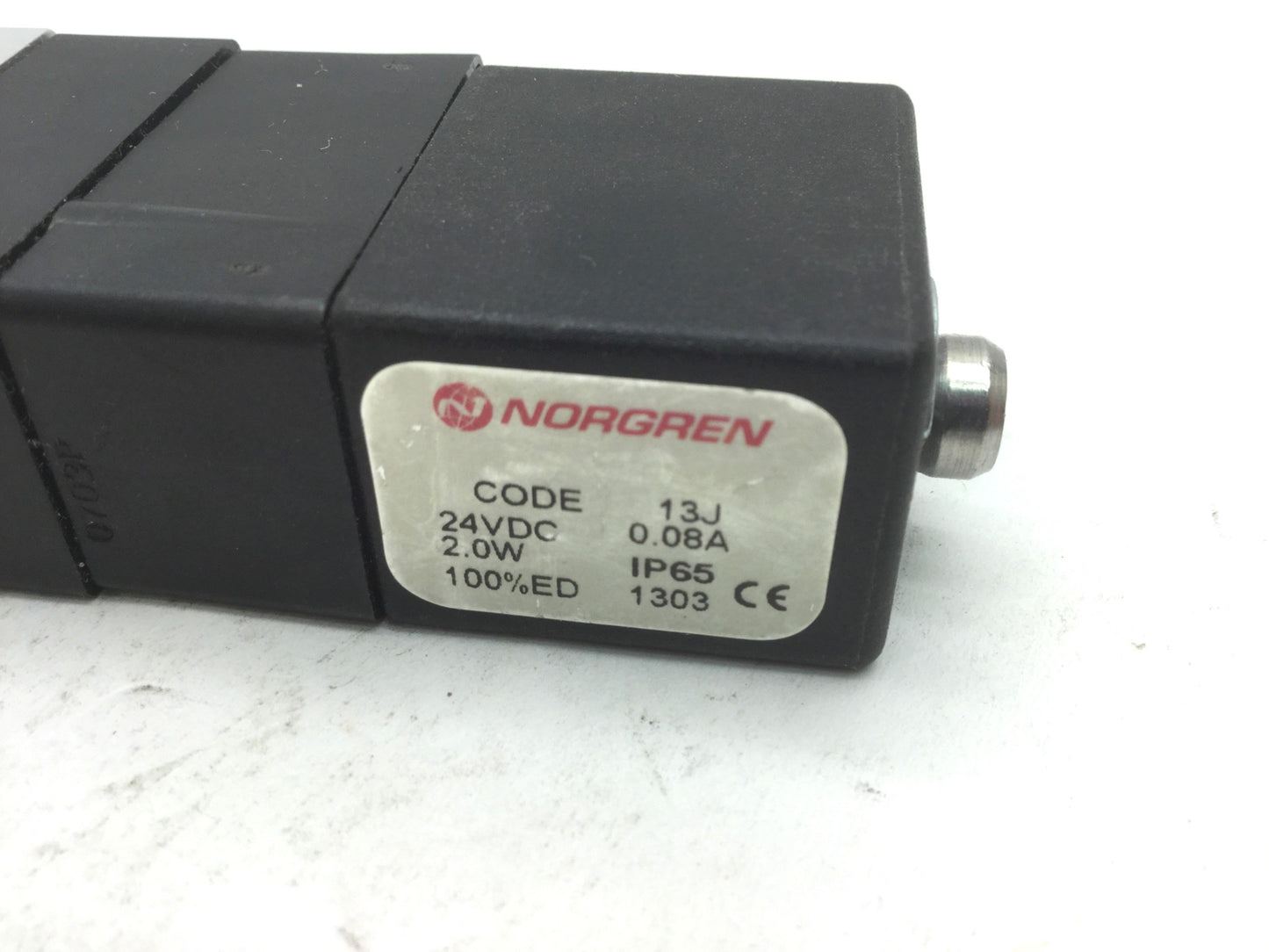 Used Norgren V60P711AA313JB Solenoid Valve, 3-Pos 5-Port Center Exhaust 24VDC 1/8G