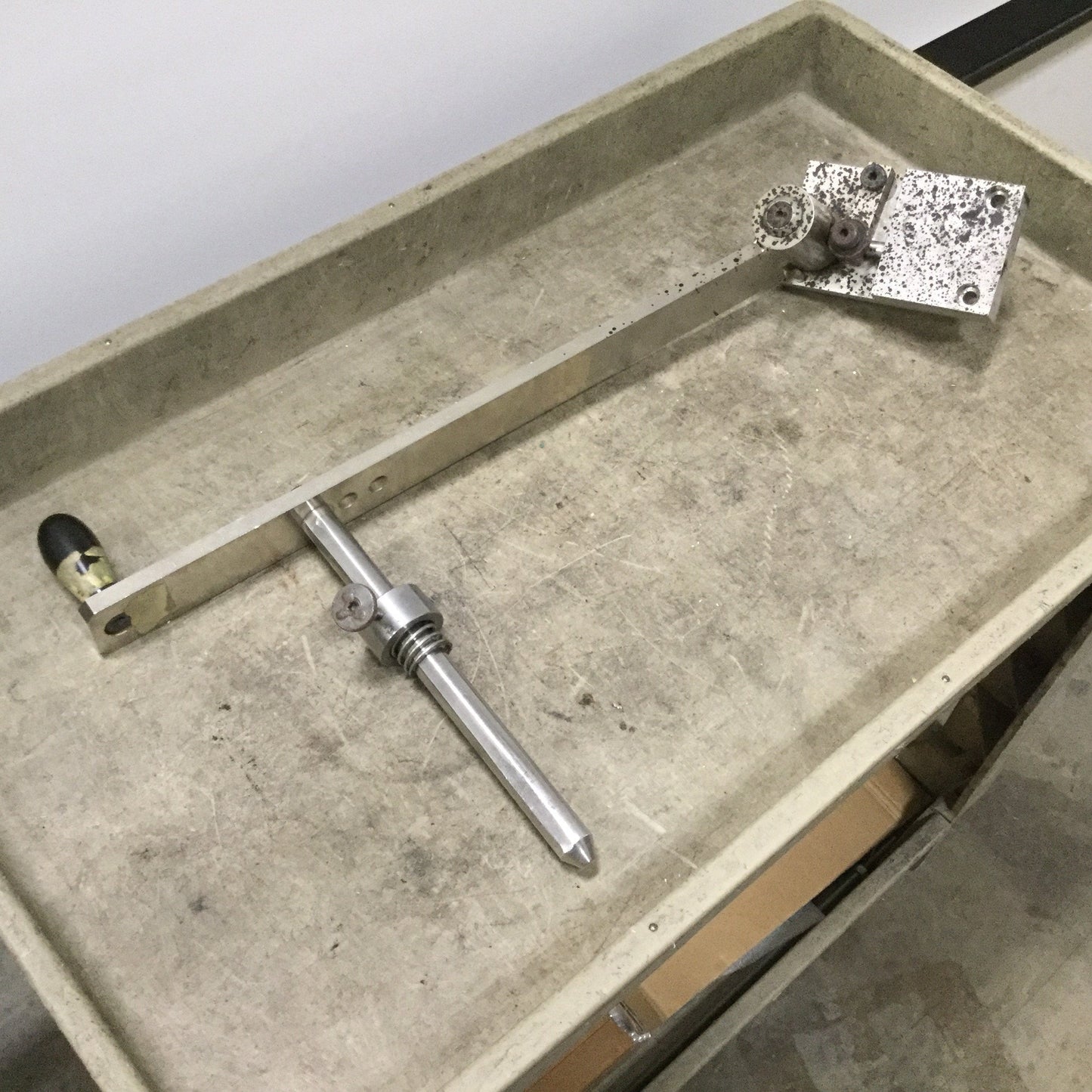 Used Swivelling Roller Mounting Device Module For Komax Alpha 411 Wire Machine