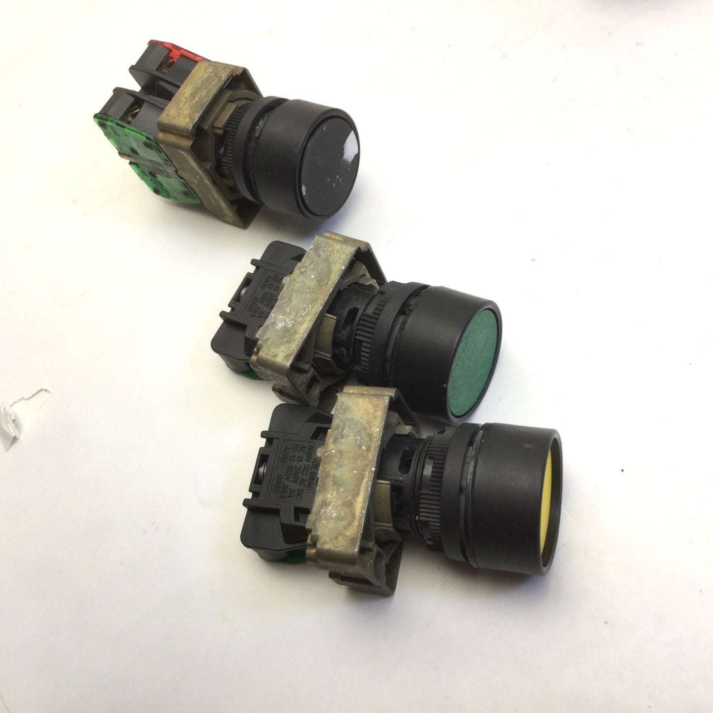 Used Lot of 6 Miscellaneous Pushbuttons/Selector Switch, See Pictures for Details