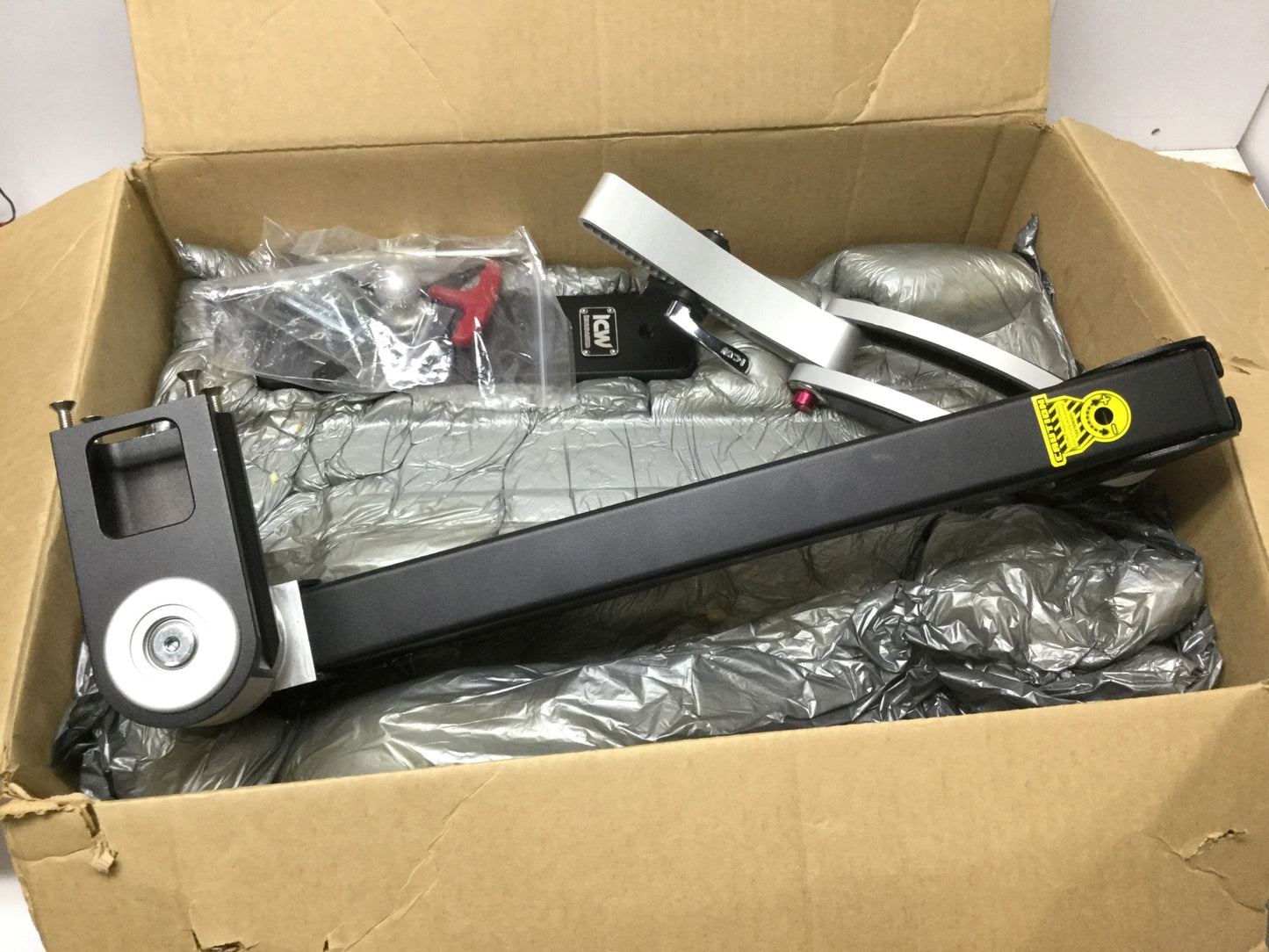New Other ICW ELR5120 Elite T-Rex Adjuster Gas Spring Single-Arm Monitor Wall Mount 27"
