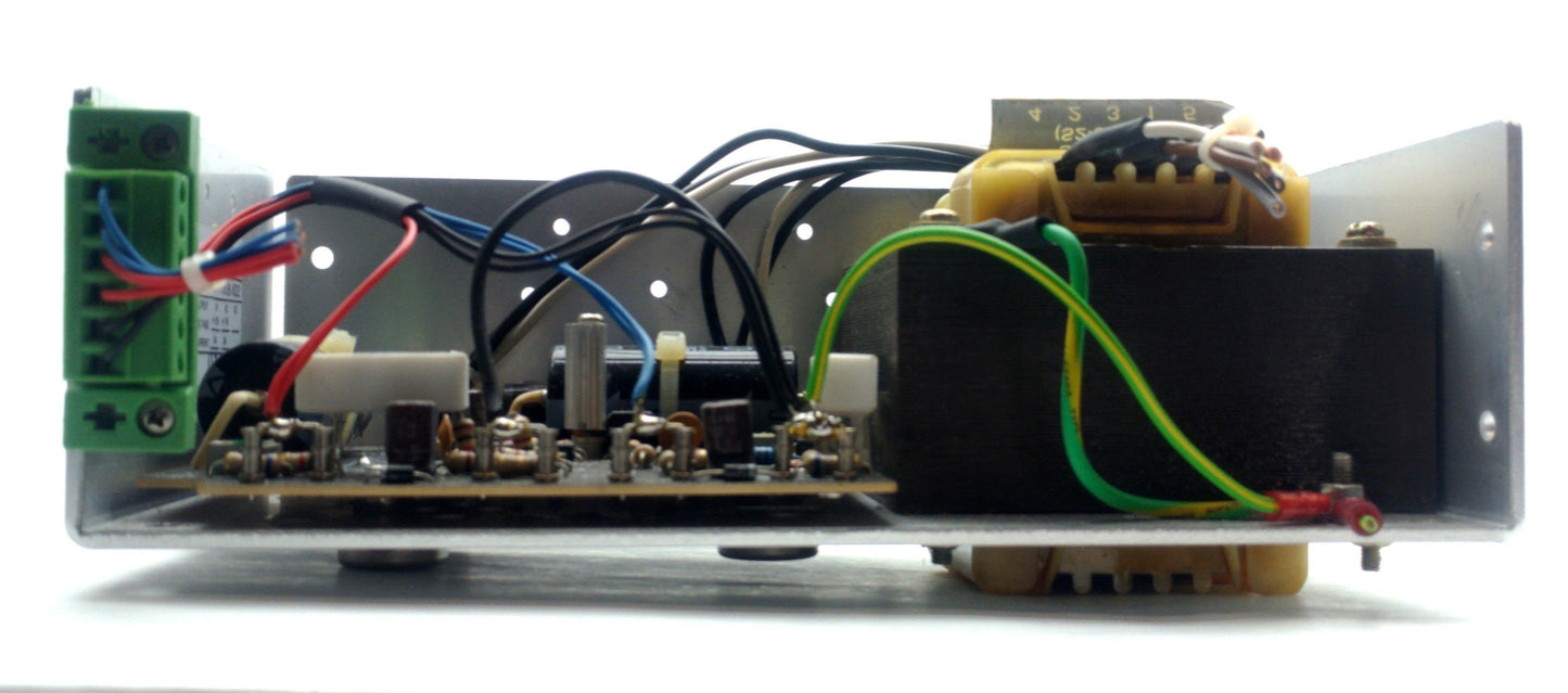 Used Schroff 11008-622 Power Supply, Output: 2x 15VDC 3A Input: 110/220VAC 50/60Hz