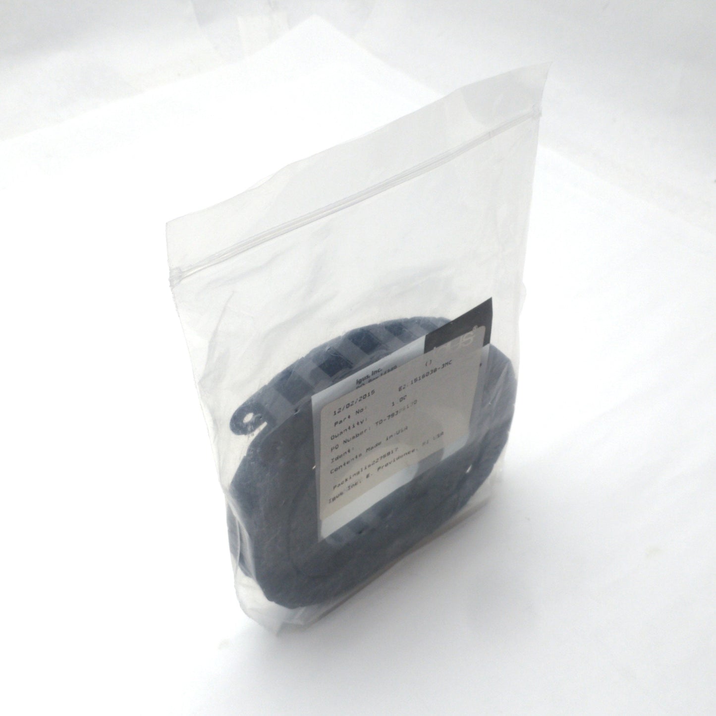 New Igus E2C.15.16.038 Cable ESD Energy Chain 15mm Inner Width 38mm Bend 980mm Long