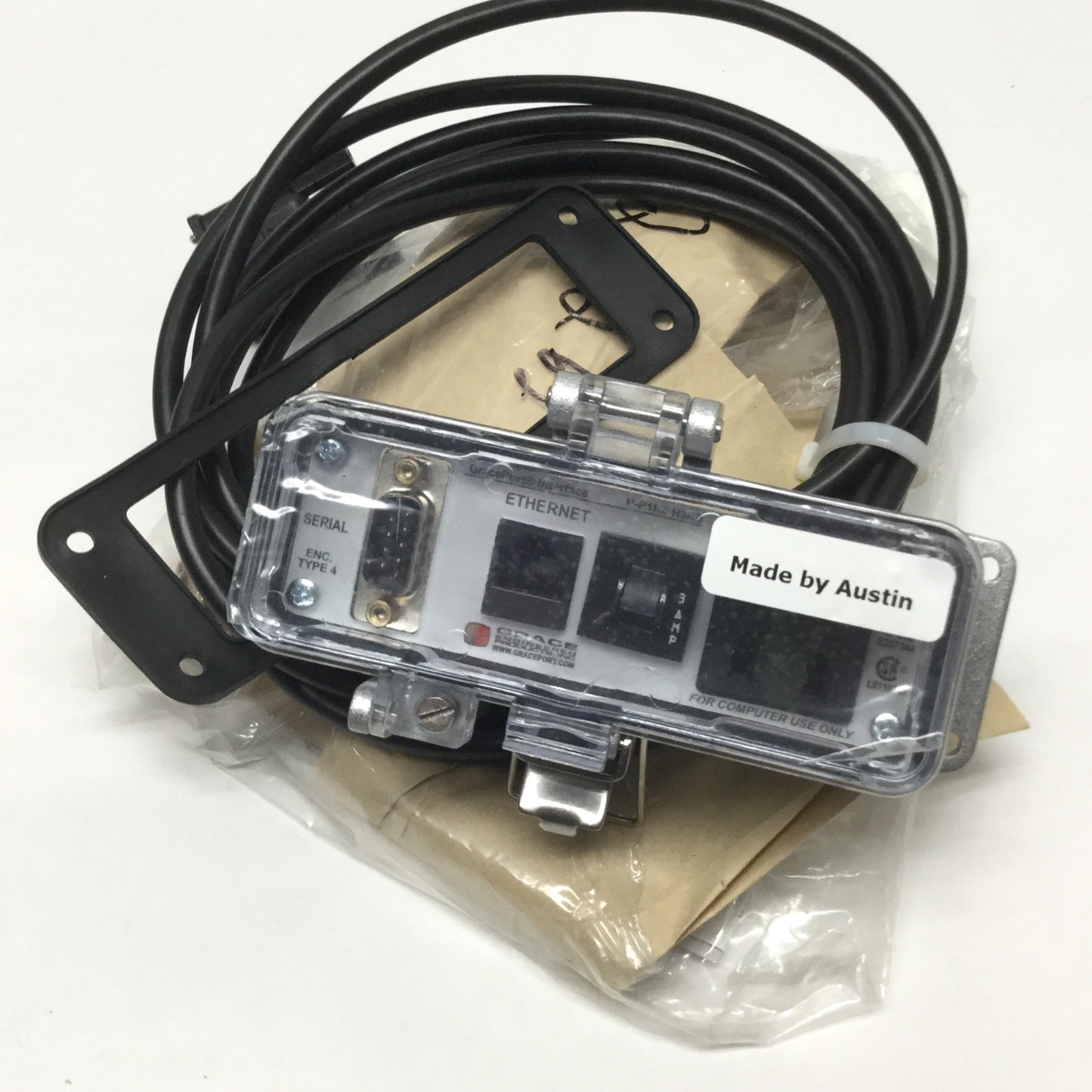 New – Open box Grace P-P1R2-H3R3 Enclosure Interface Panel Simplex Outlet Ethernet DB9 Serial