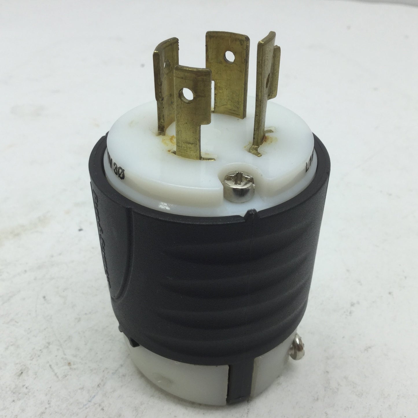 Used Pass & Seymour Legrand L1620P Male Connector Plug, Amperage: 20A, Voltage: 480V