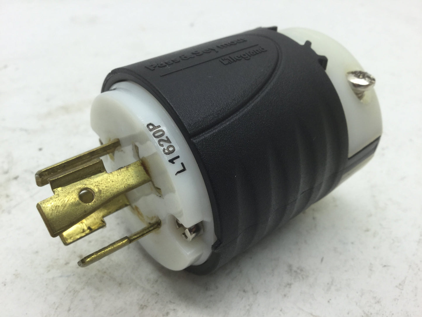 Used Pass & Seymour Legrand L1620P Male Connector Plug, Amperage: 20A, Voltage: 480V