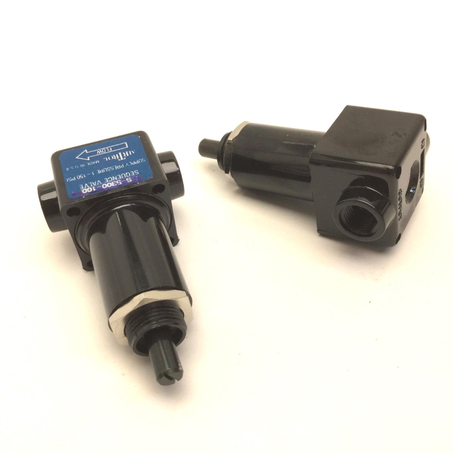 New – Open box Lot of 2 New Airtrol S-5300-100 Sequence Valve One Direction Pressure: 1-150PSI