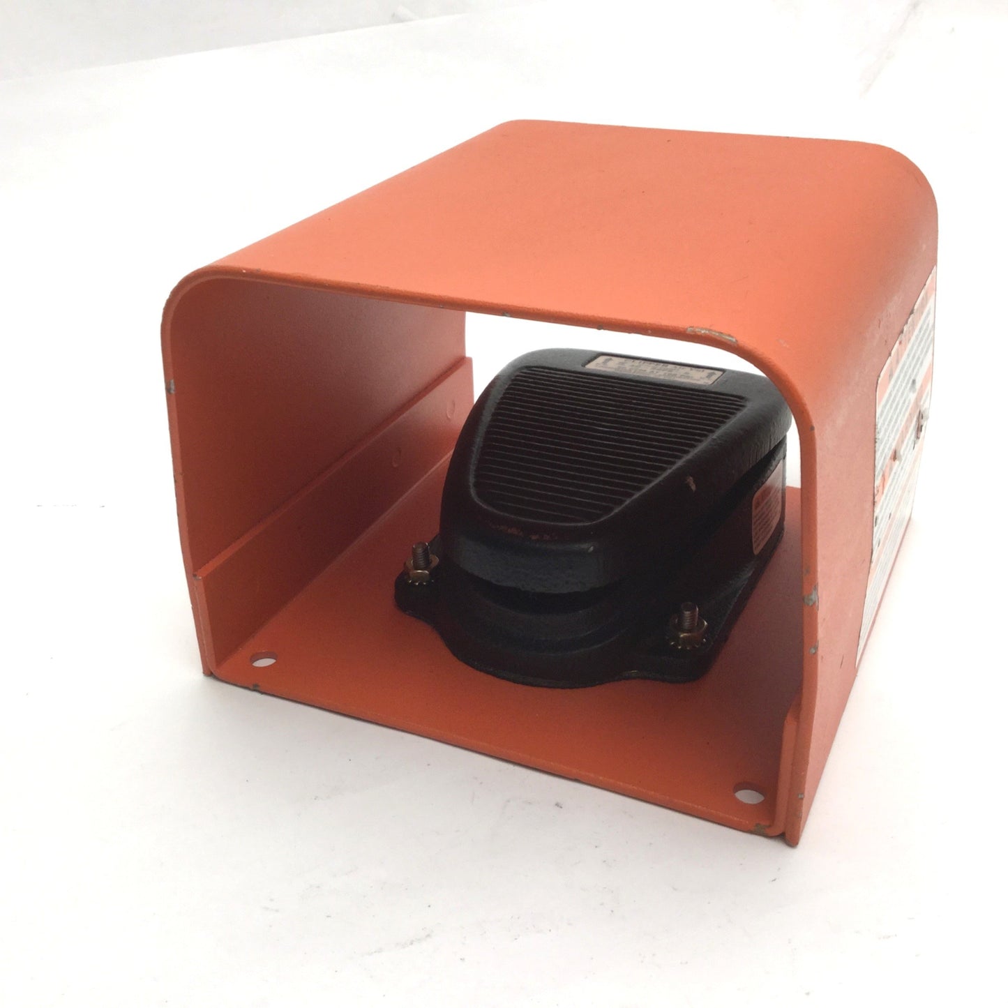 Used Linemaster 4C-30F2-S Pneumatic Foot Valve, 30CFM at 100psi, W/ 522-B14 Guard