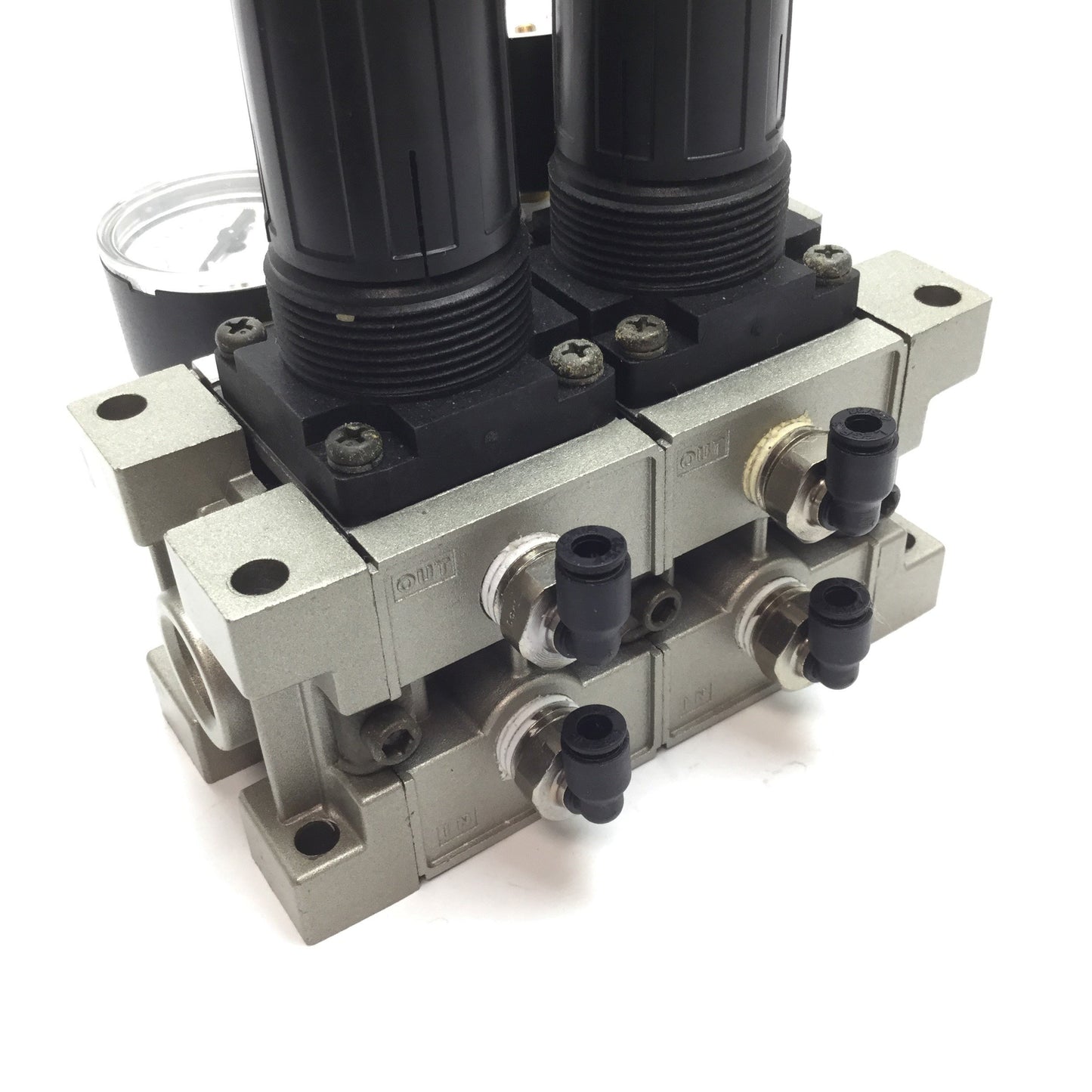 Used Manifold of 2 SMC NARM2500-B-N02 Regulator, Set Pressure: 0.05-0.85MPa, 1/4" NPT