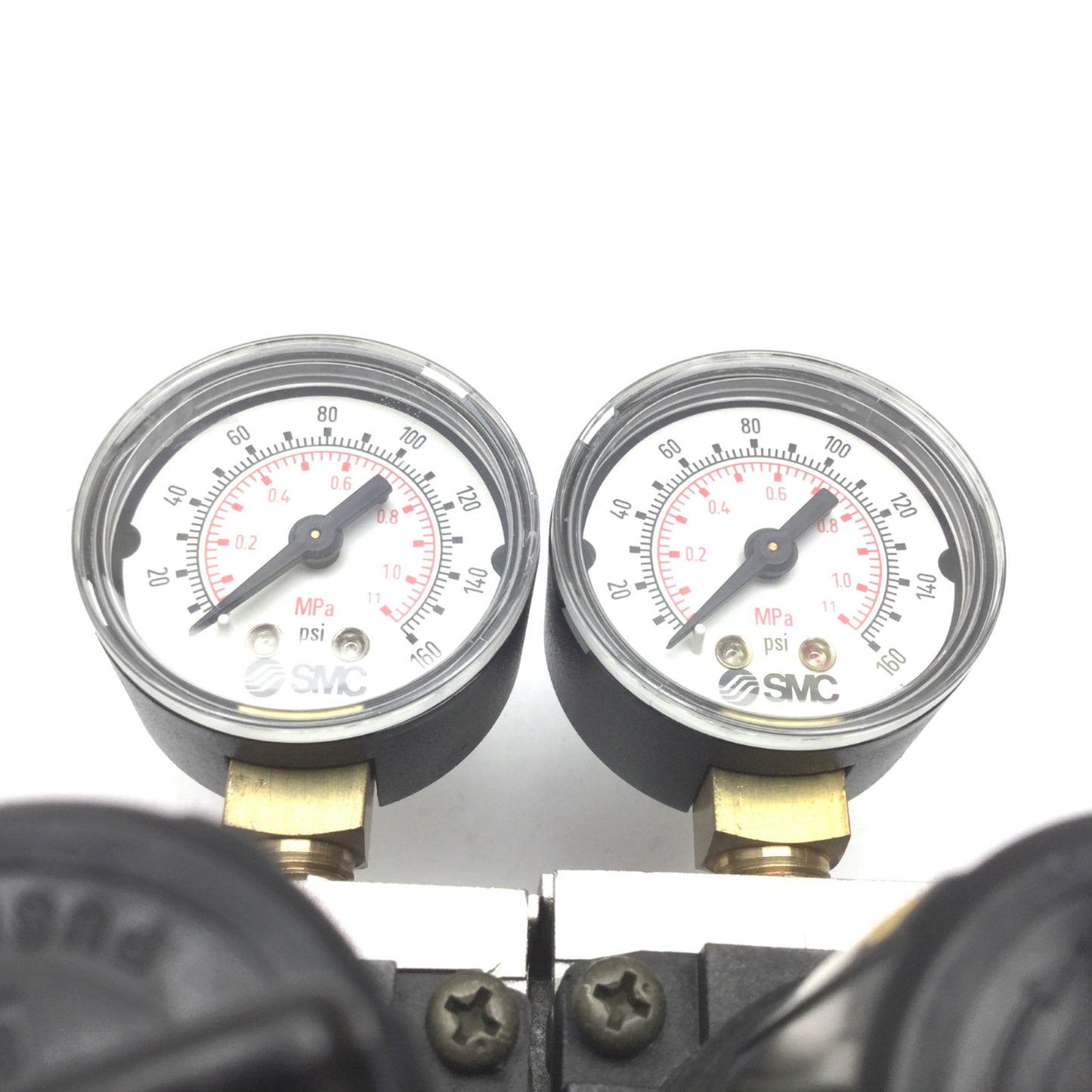 Used Lot of 2 SMC NARM2500-B-N02 Regulator, Set Pressure: 0.05-0.85MPa, 1/4" NPT