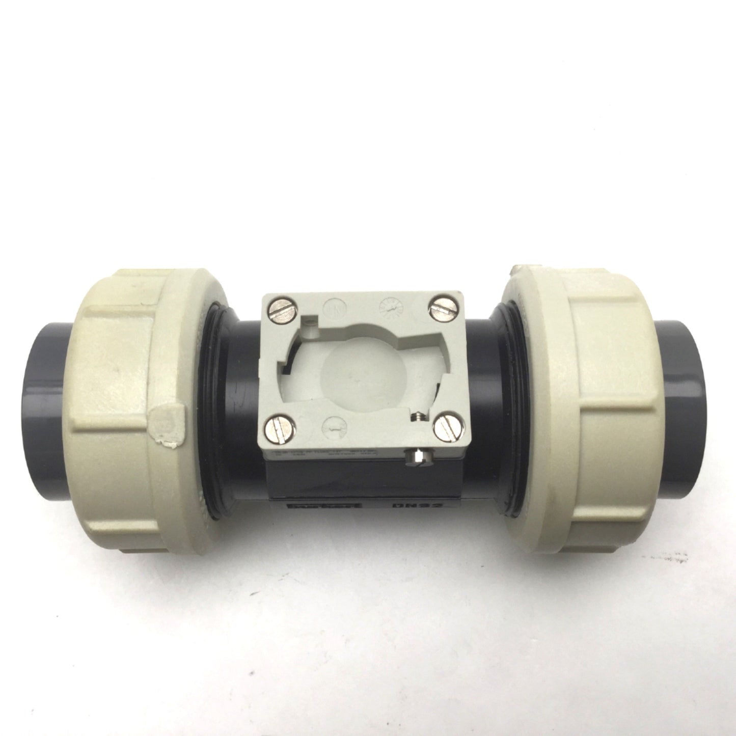 New – Open box Burkert S030-EPDM-PP-FLUEG-TIT Paddle Wheel Hall Effect Flow Sensor Fitting DN32