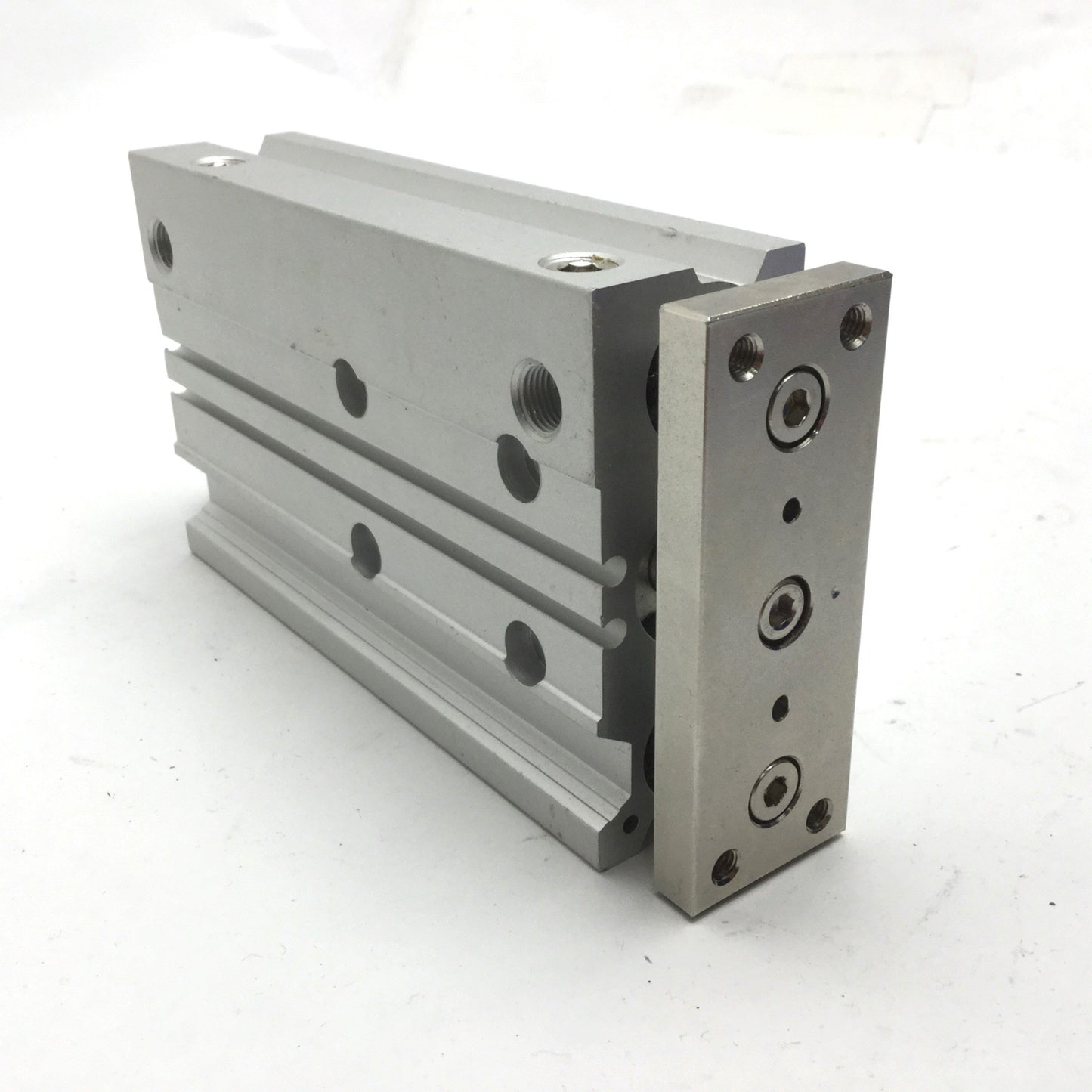 Used SMC MGPL20-100Z Guide Cylinder, Bore: 20mm, Stroke: 100mm, 1MPa Max