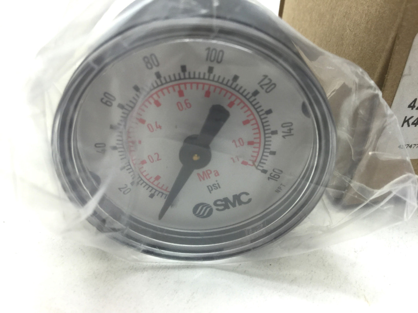 New Lot of 2 New SMC K40-MP1.0-N01MS Pneumatic Pressure Gauges 160 PSI 1/8" NPT
