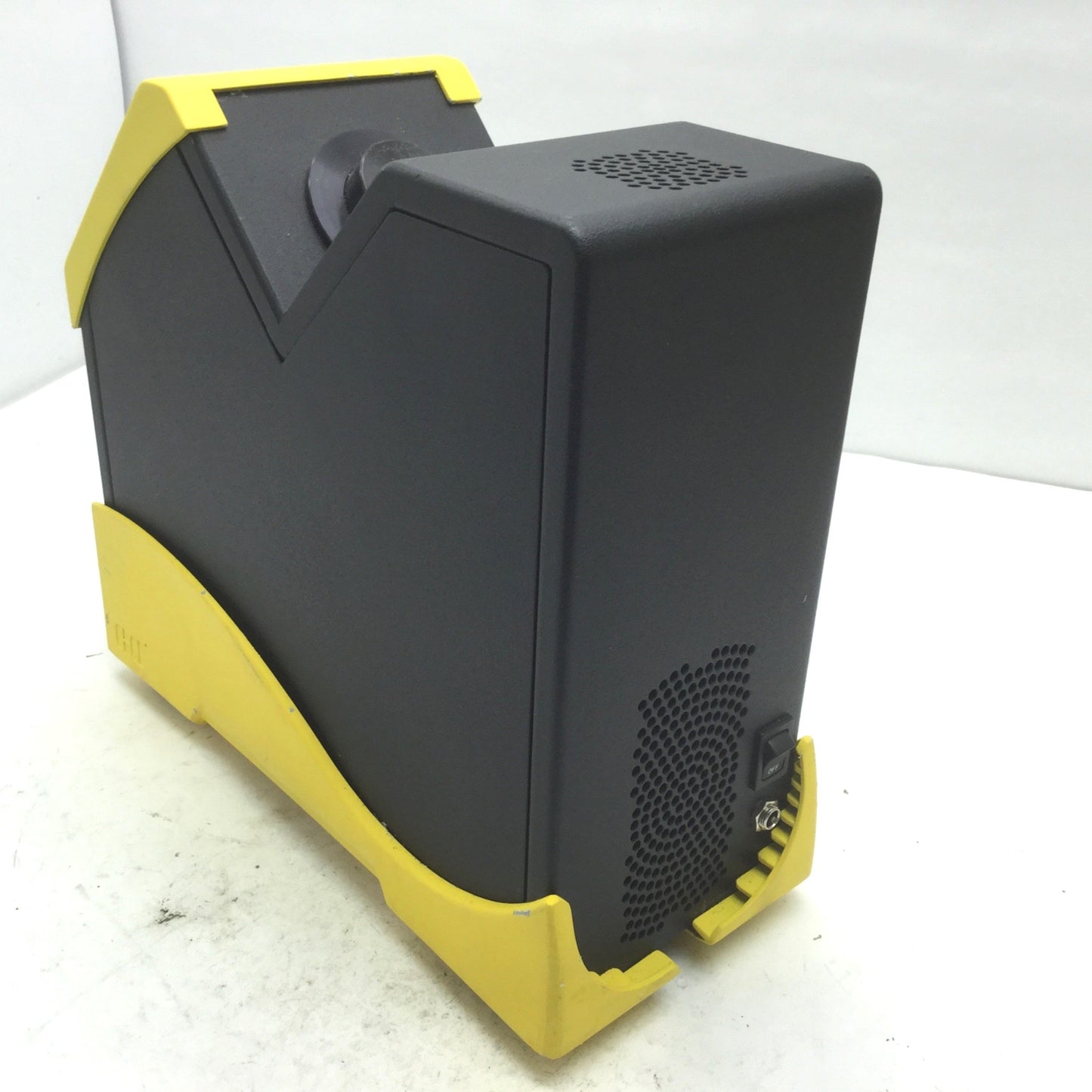 Used Edmund Optics ChamelEOs Fiber Optic Tunable Illumination LED Light Source