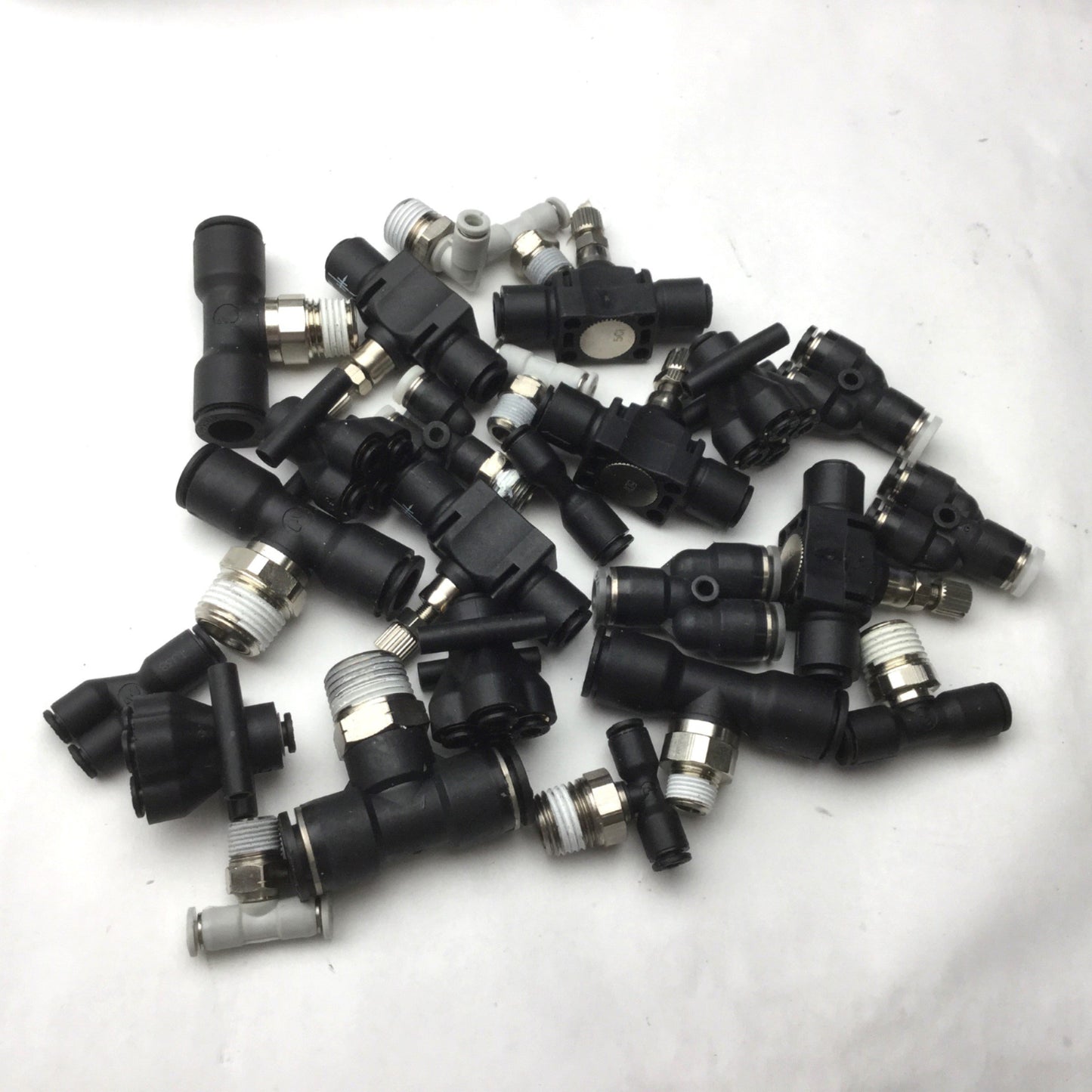 Used Lot of 25 Miscellaneous Assorted Fittings/Connectors See Pictures for Details