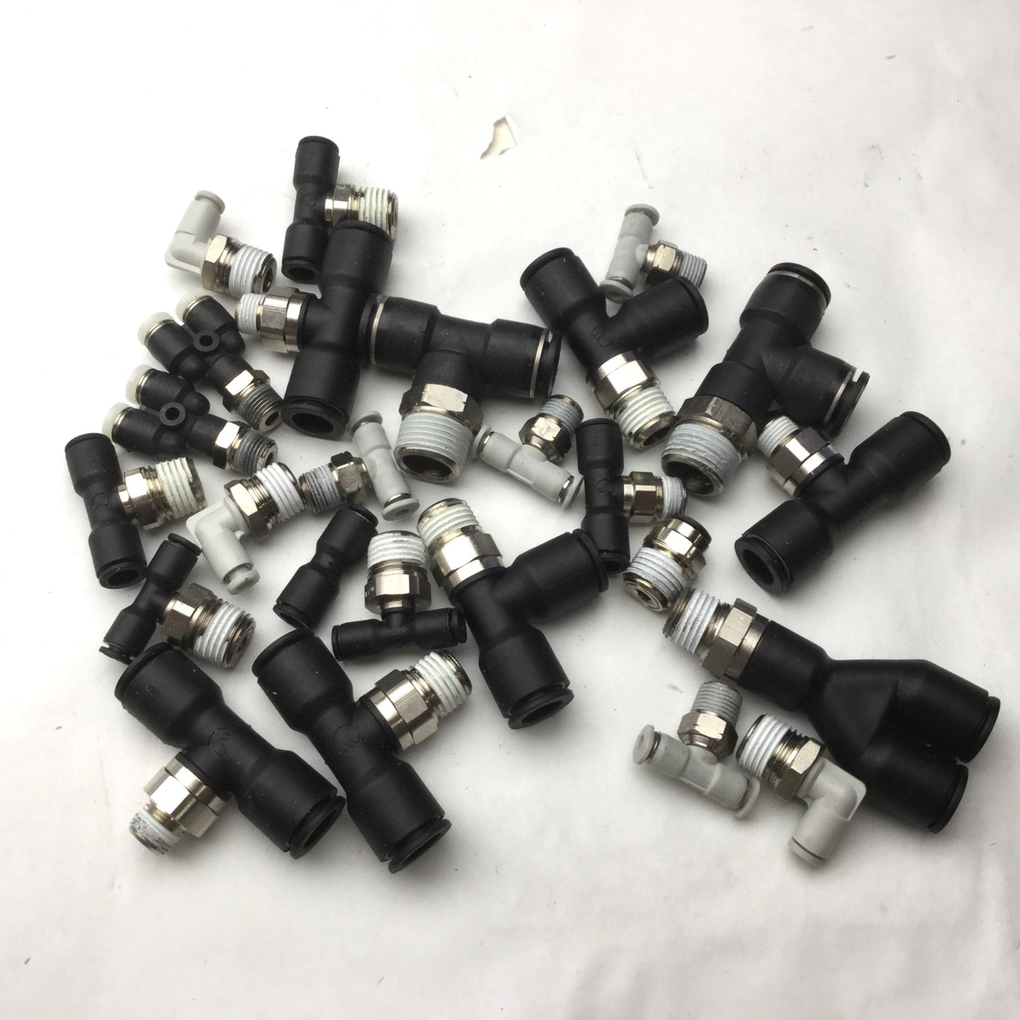 Used Lot of 25, Miscellaneous Assorted Fittings&Connectors, See Pictures for Details