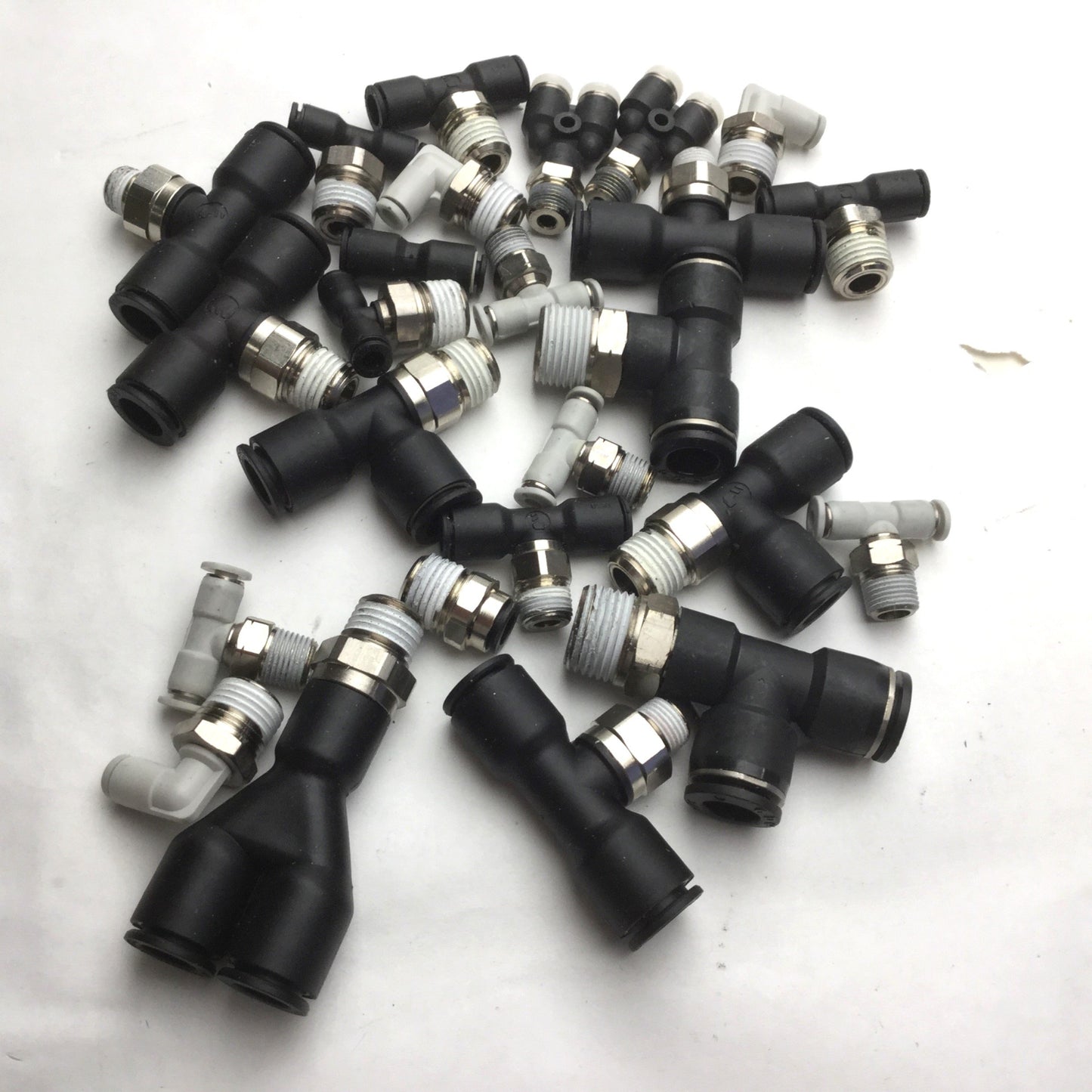 Used Lot of 25, Miscellaneous Assorted Fittings&Connectors, See Pictures for Details