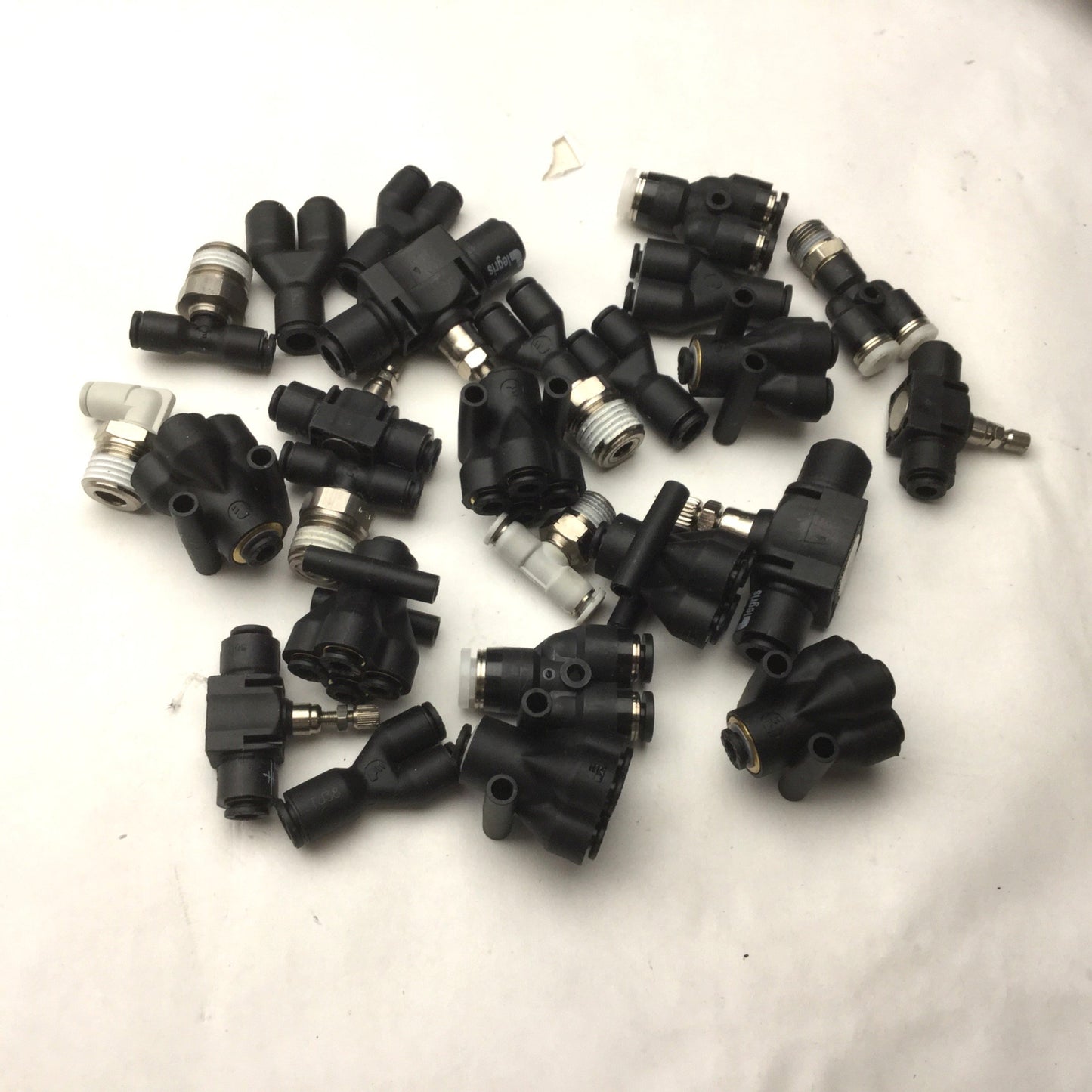 Used Lot of 25 Miscellaneous Assorted Fittings & Connectors See Pictures for Details