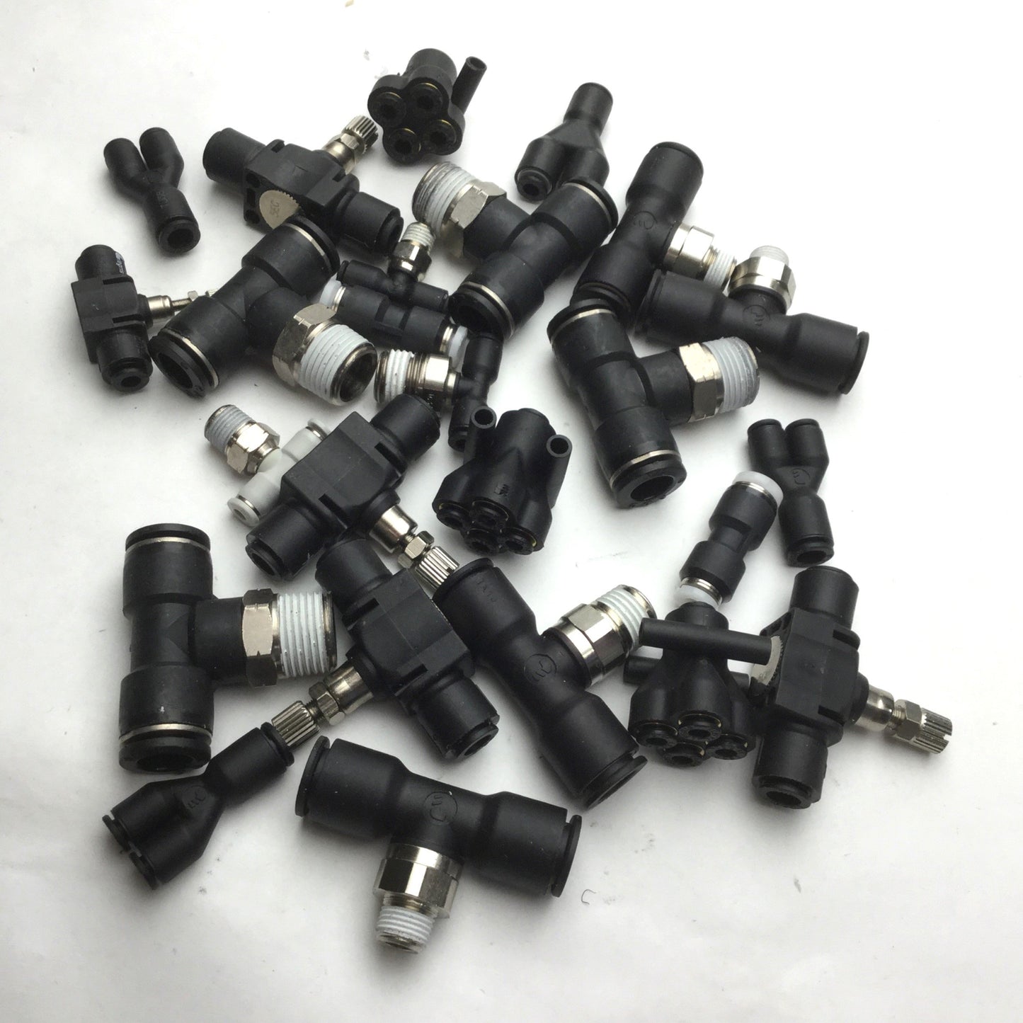 Used Lot of 25 Miscellaneous Assorted Connectors/Fittings See Pictures for Details