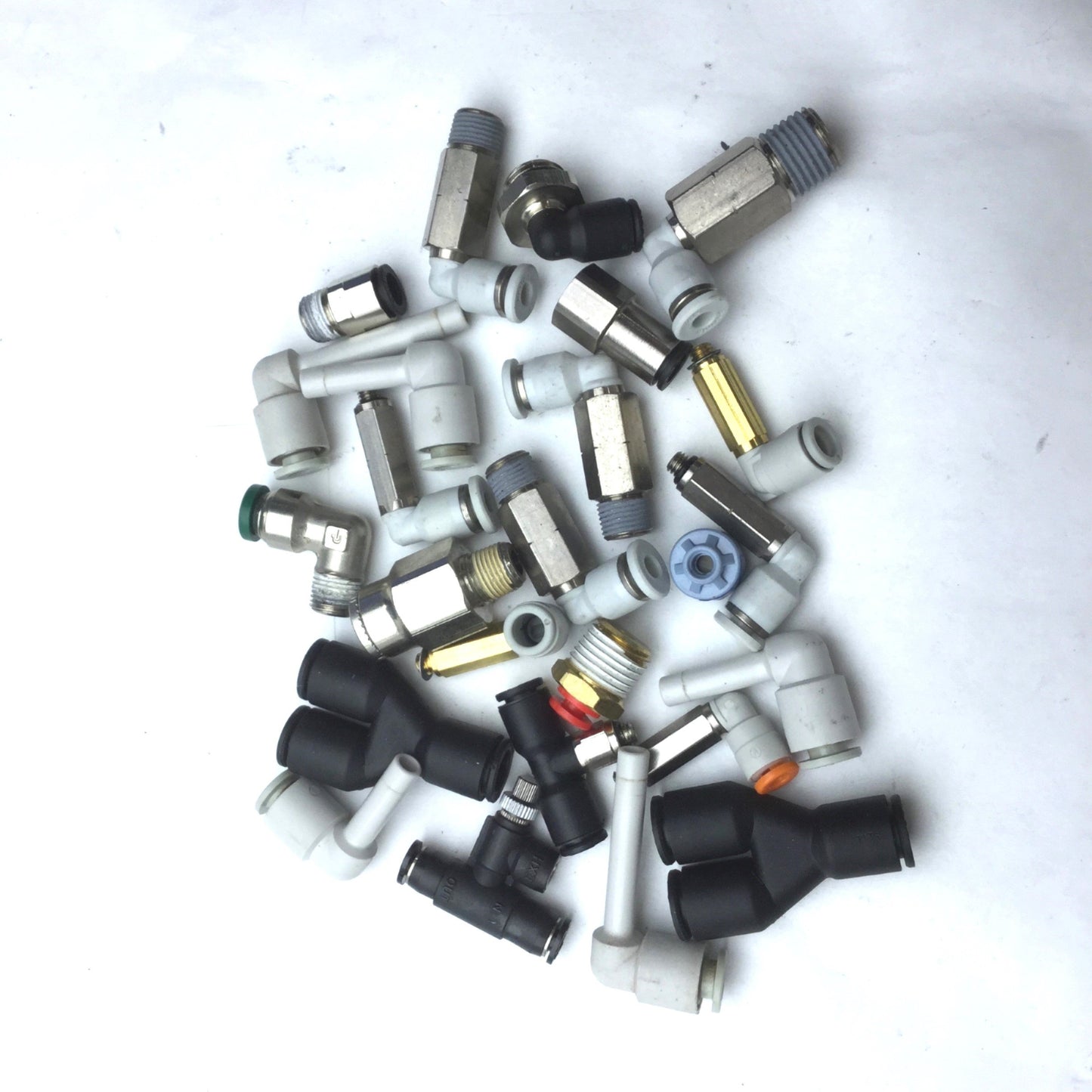 Used Lot of 25 Miscellaneous Assorted Connectors & Fittings See Pics for Details