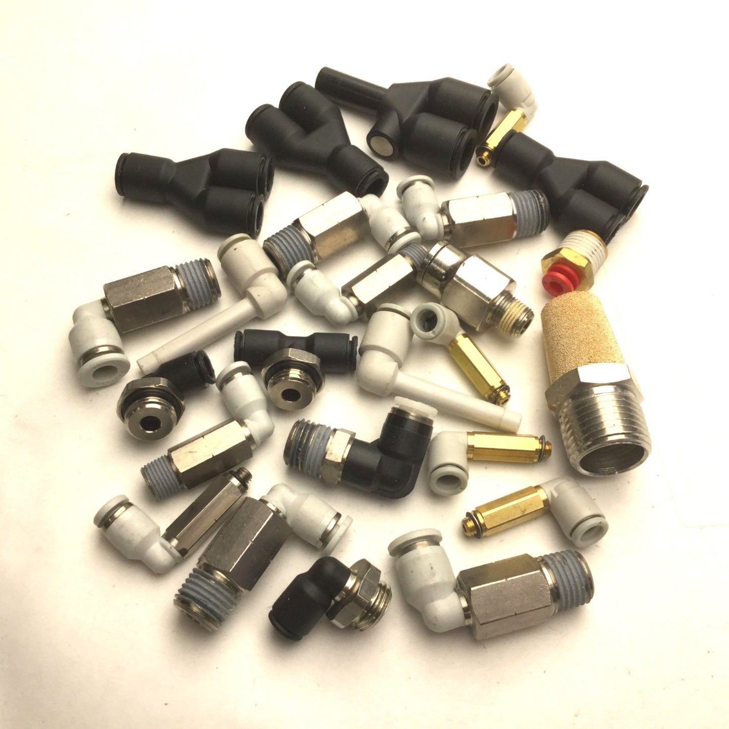 Used Lot of 25, Miscellaneous Assorted Connectors & Fittings See Pics for Details