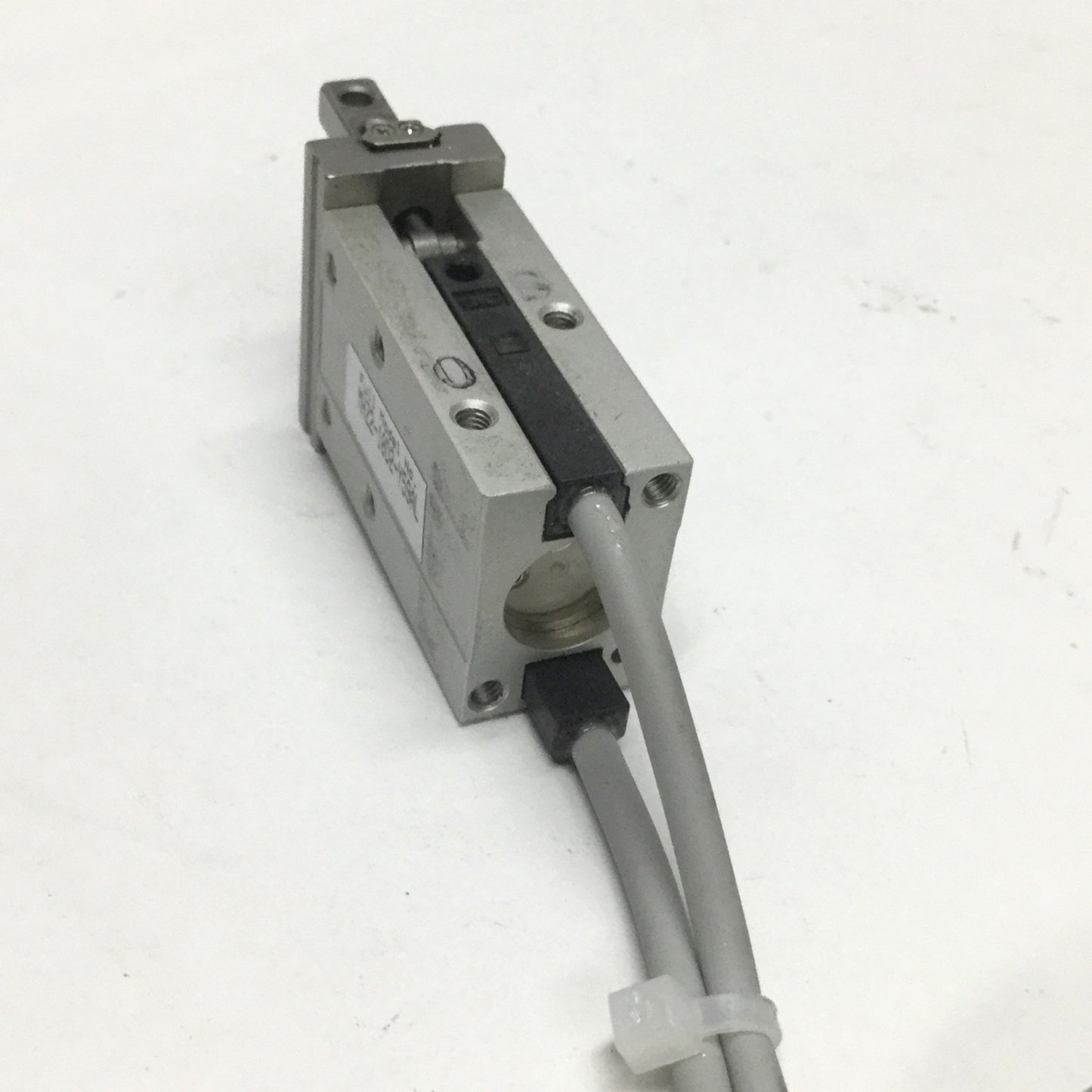 Used SMC MHZ2-10D2 Parallel Air Gripper, 2-Finger, 10mm Bore, 4mm Stroke, 0.2-0.7MPa