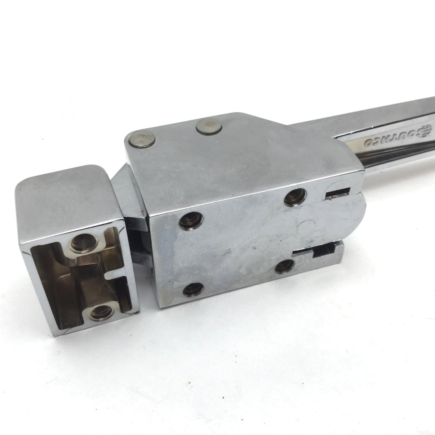 Used Southco A7-10-301-30 Over Center Draw Latch, Chrome Plated Zinc Alloy, W/ Keeper