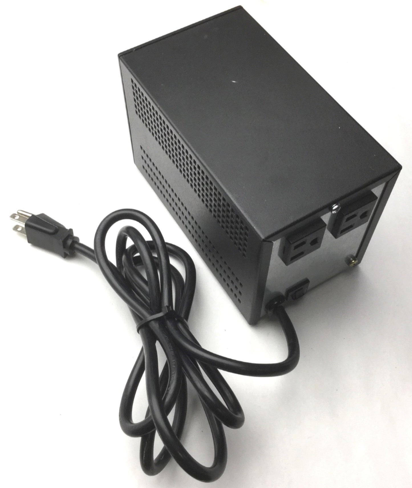 Used OneAC PC075A Power Conditioner, Input: 120VAC, .69A, Output: 120VAC, 6.25, 69Hz