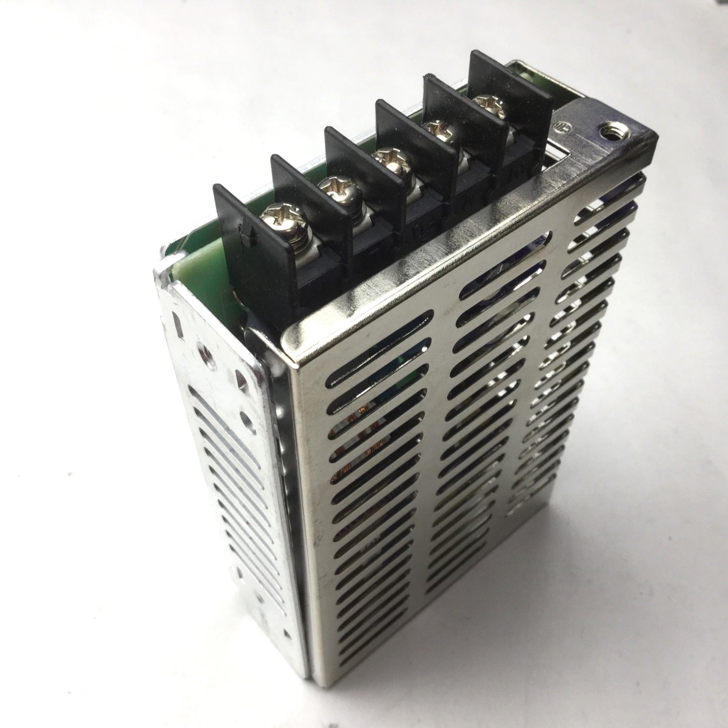 Used KGCOMP SPN30-12S Power Supply Input: 115-230VAC, 50/60Hz, .65-.4A, Out: 12VDC