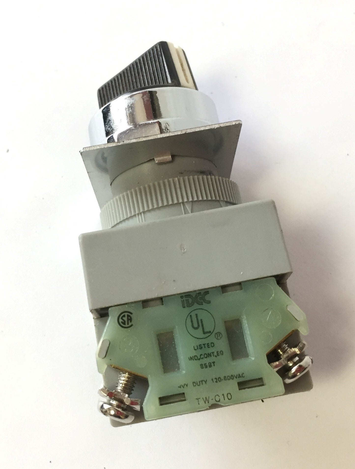 Used Lot of 3 Idec ASW Selector Switches 2-Position, Maintained, 1x NO Contact TW-C10