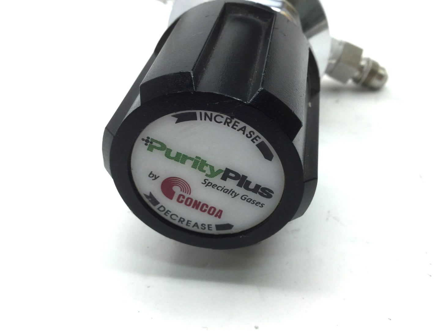 Used Concoa 3044001-84-000 Regulator 1/4" NPT Ports Outlet Pressure: 0-250psi