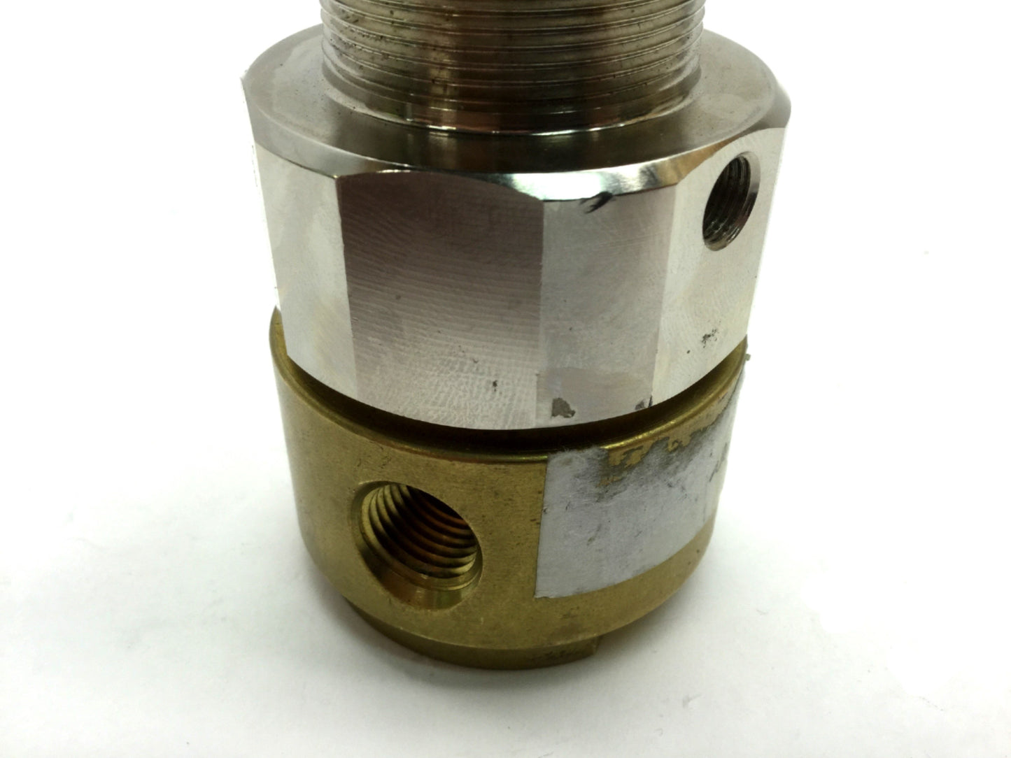Used Tescom 44-2212-242 Pressure Regulator, Inlet: 400psi Max, Outlet: 100psi Max
