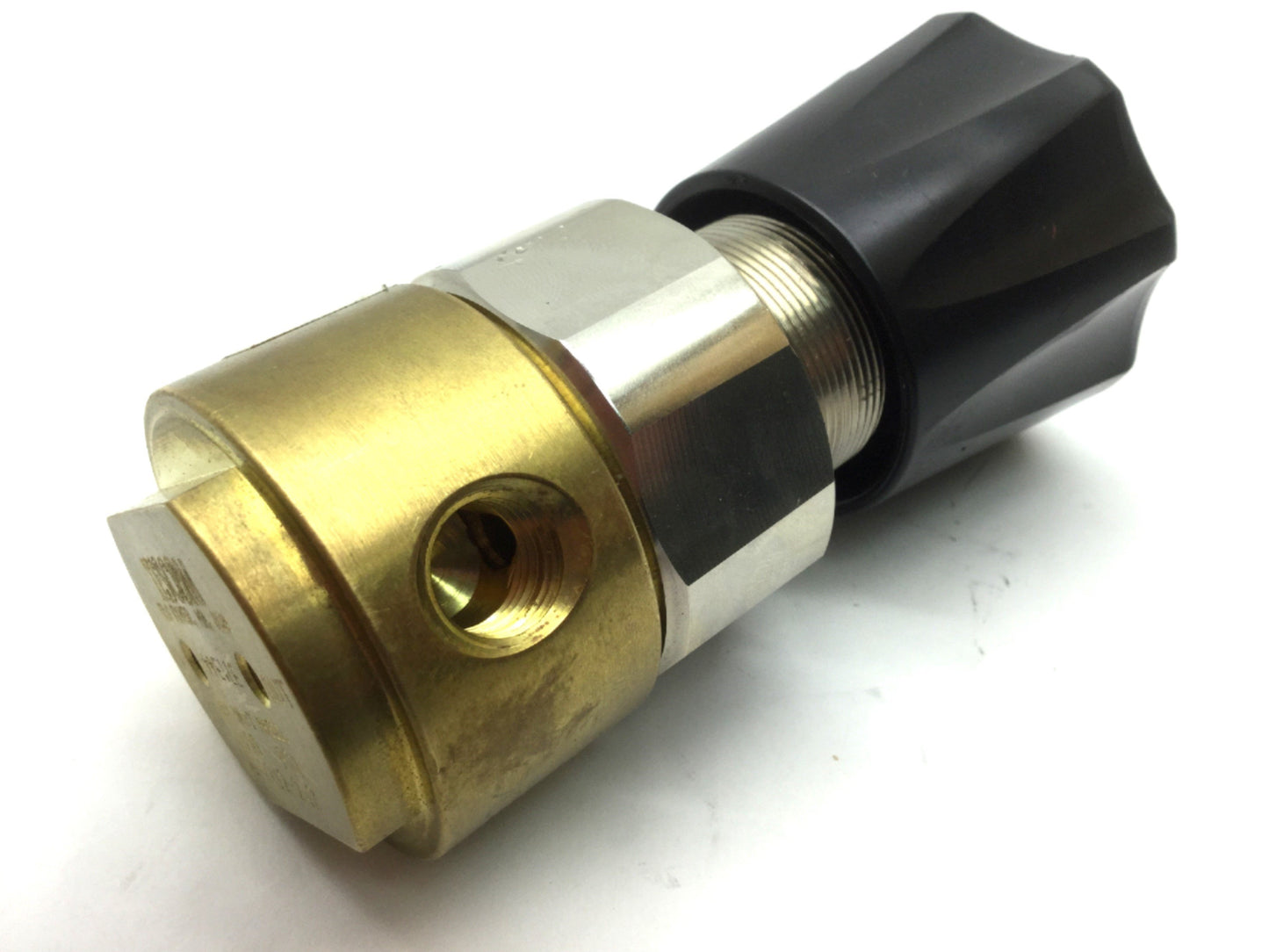 Used Tescom 44-2212-242 Pressure Regulator, Inlet: 400psi Max, Outlet: 100psi Max