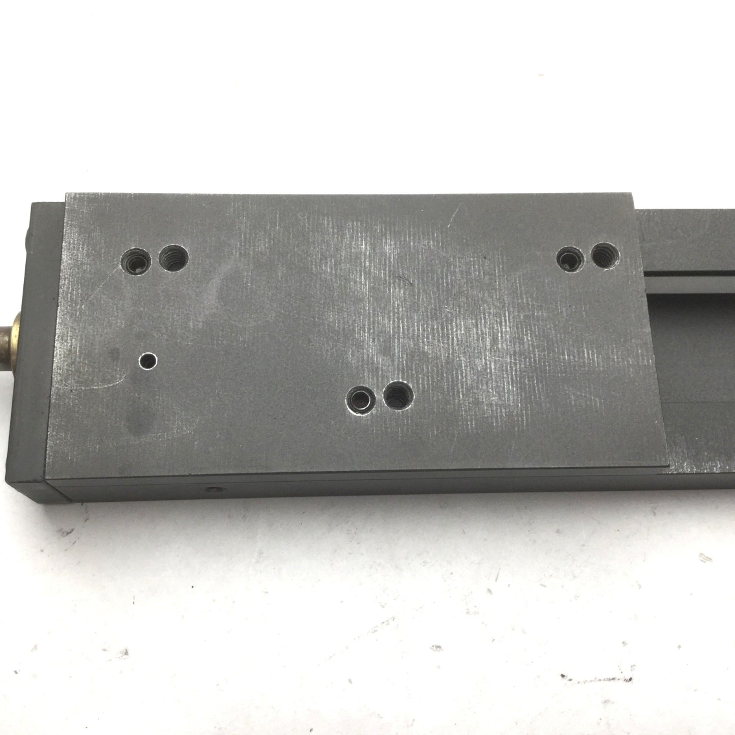 Used Precision Dovetail Linear Positioner 4"x 2" Stage, 2.25" Travel, Ø5/16" Shaft
