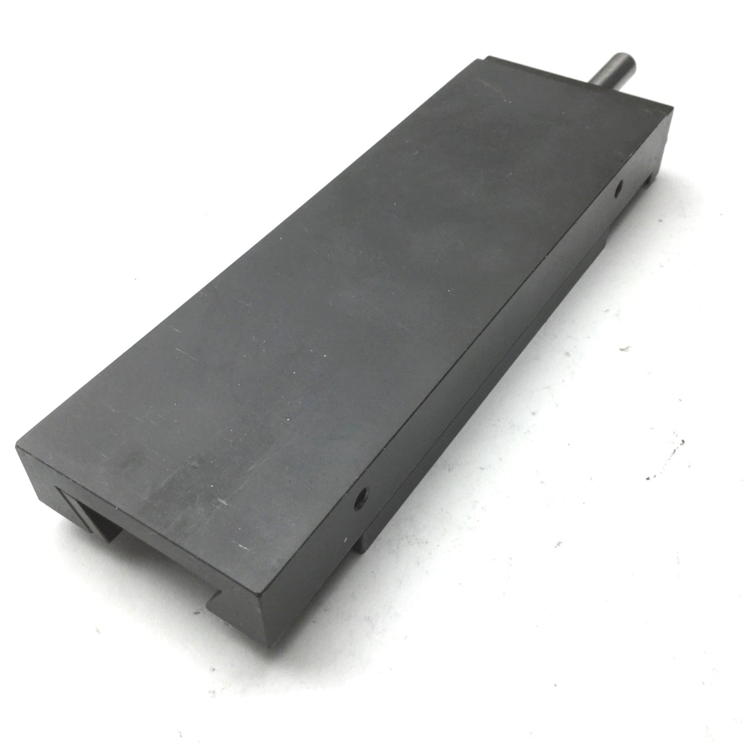 Used Precision Dovetail Linear Positioner 4"x 2" Stage, 2.25" Travel, Ø5/16" Shaft
