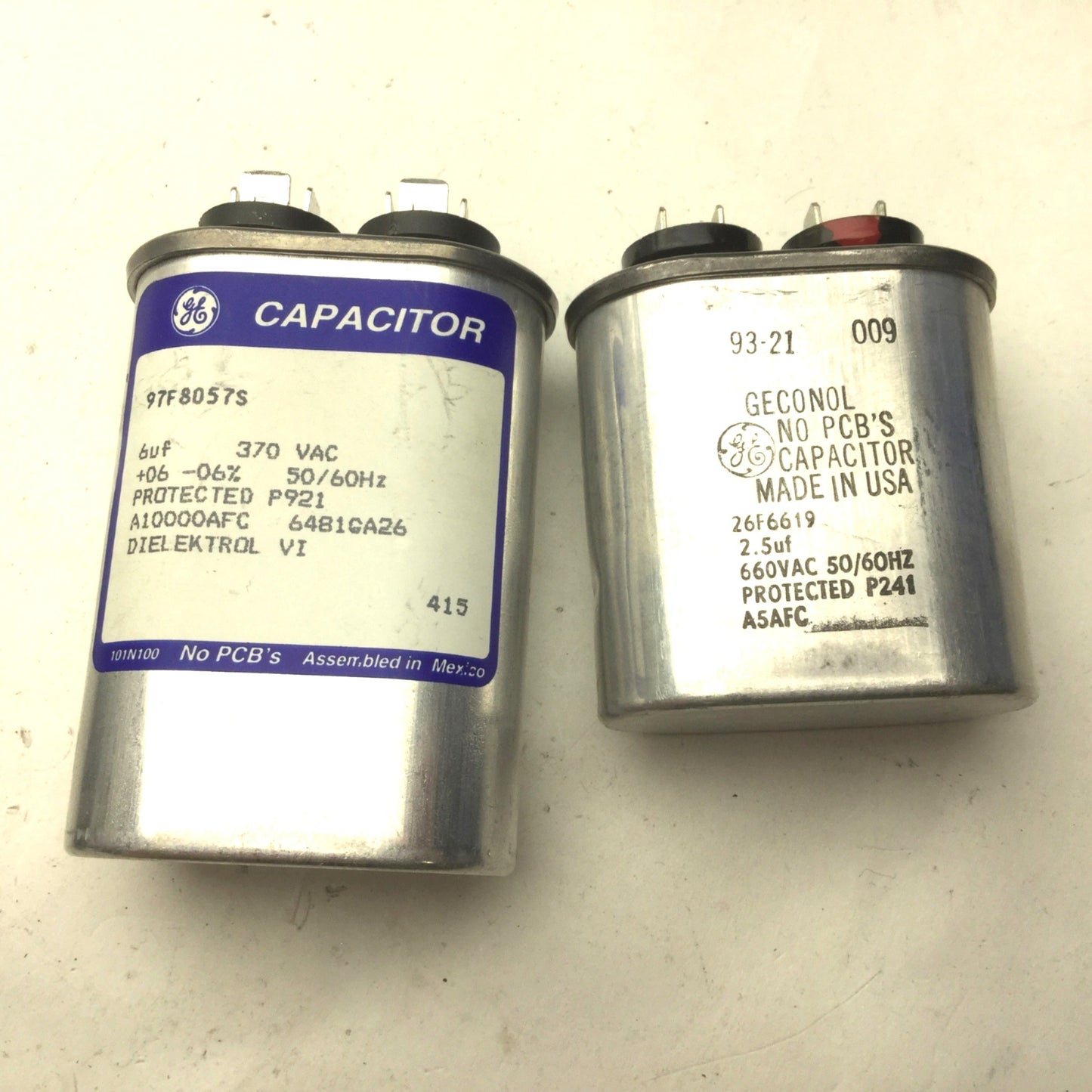 Used Lot of 4 Miscellaneous Capacitors, With 3 Caps, 3x 660 VAC, 1x 370 VAC