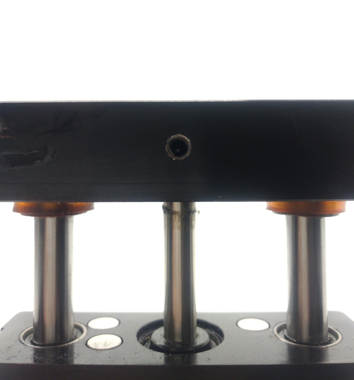 Used Robohand DLB-10-B-B-2 Guided Cylinder, 2" Stroke, 3/4" Bore, 80PSI, 10-32 Ports