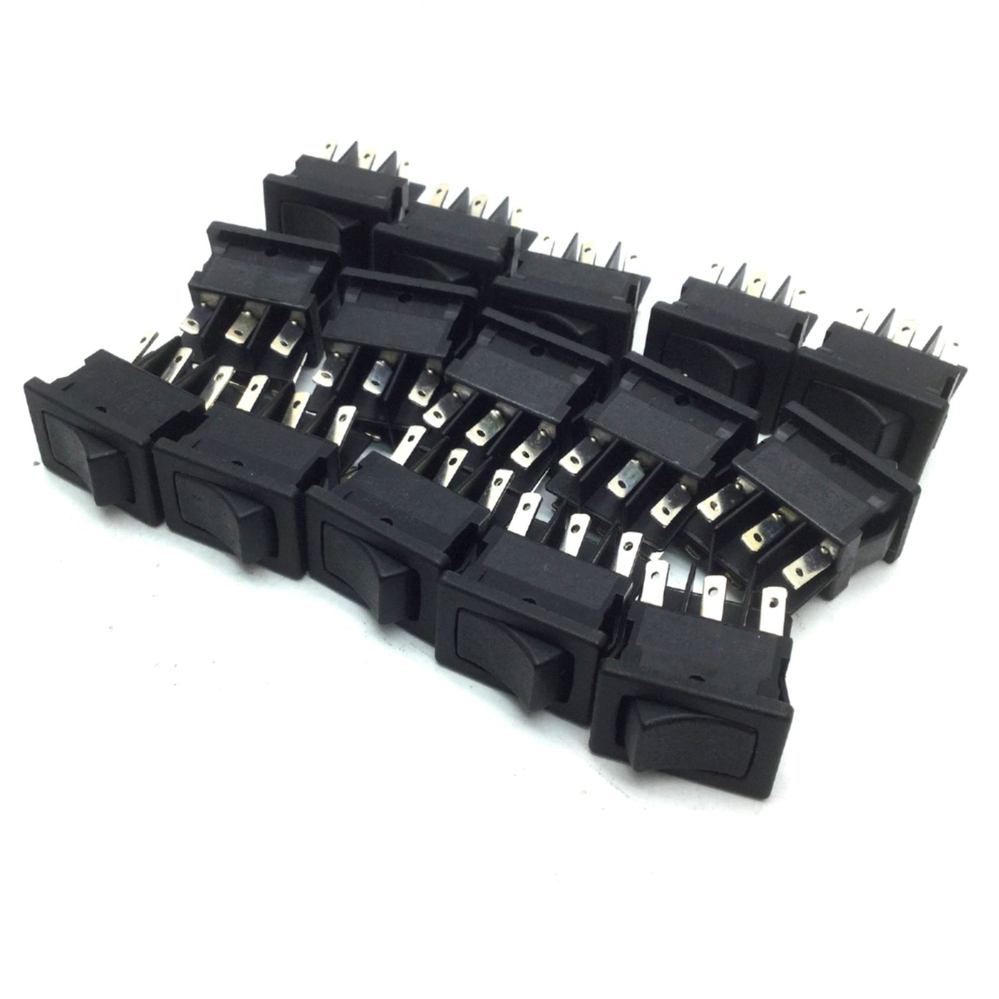 New – Open box Lot of 15 C&K DM21J12S205Q Rocker Switches, ON-ON DPDT, 3A 120VAC DM Series