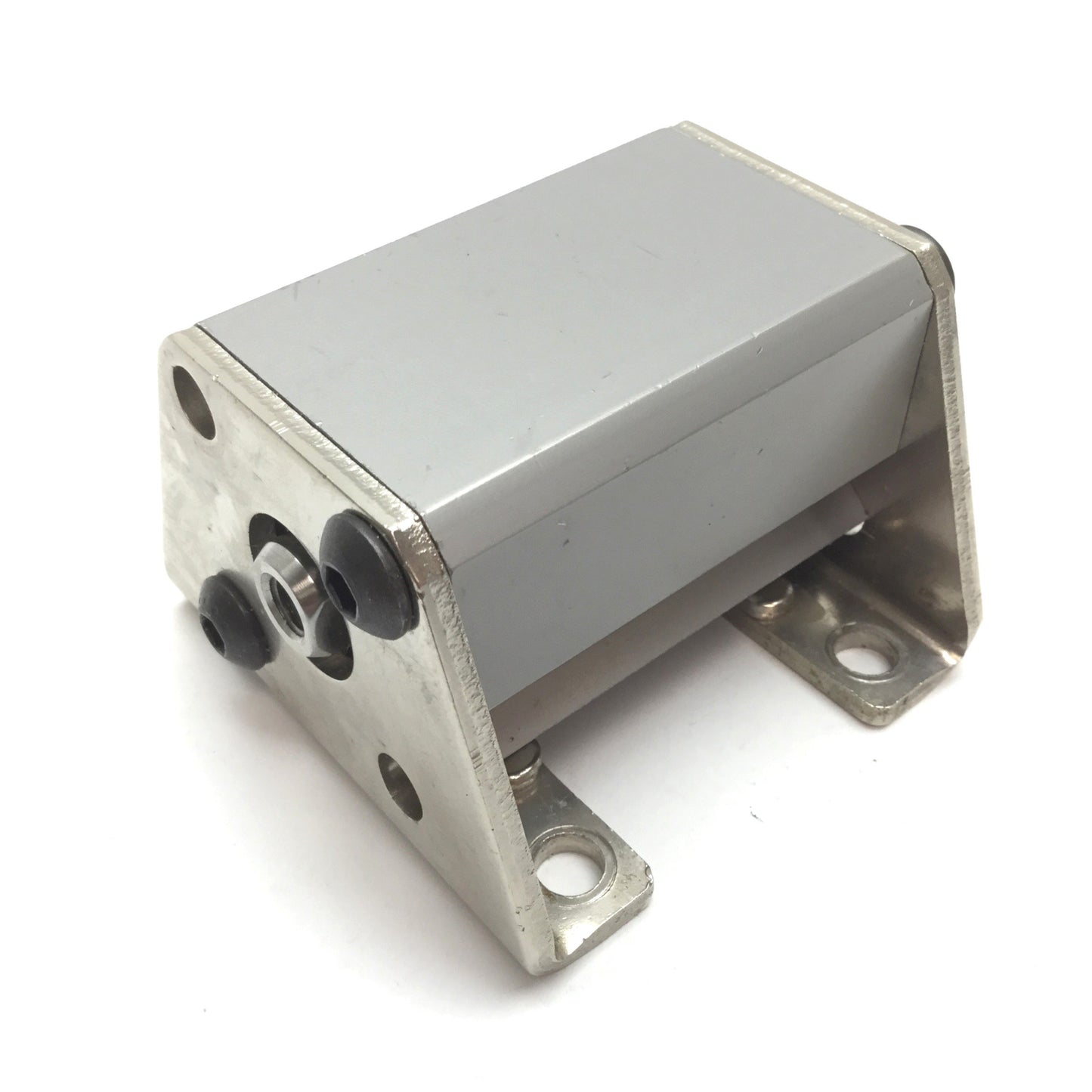 Used SMC NCDQ2A25-25D Pneumatic Cylinder, Bore: 25mm, Stroke: 25mm, With Mounts