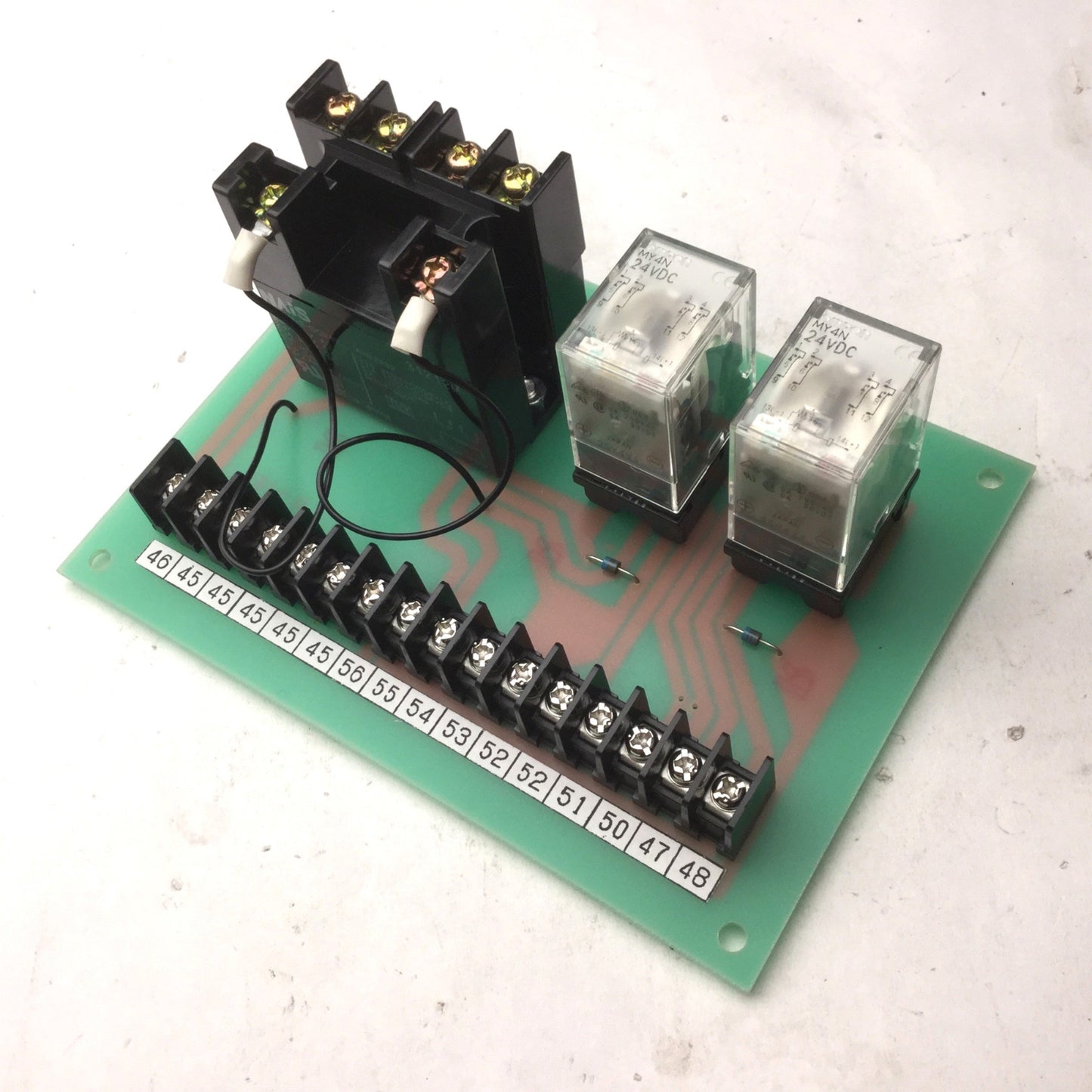 Used Unichem U-122 Circuit Board With NAIS HE2aN-S-DC24V Relay & 2x Omron MY4N Cubes