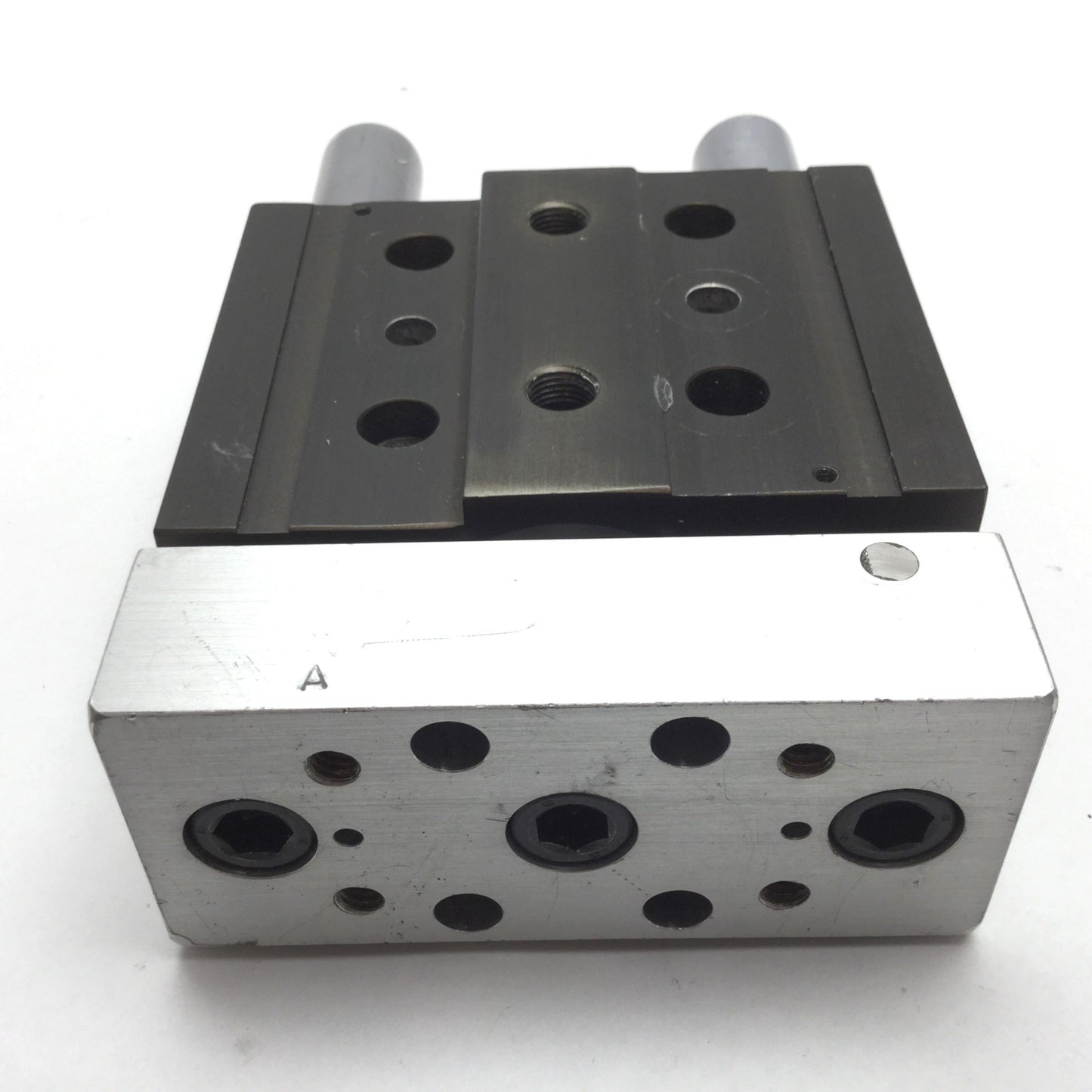 New – Open box Phd SB063X1-Q1-R2 Pneumatic Slide Cylinder, Bore 1.25", Stroke 1", Port 1/8" NPT