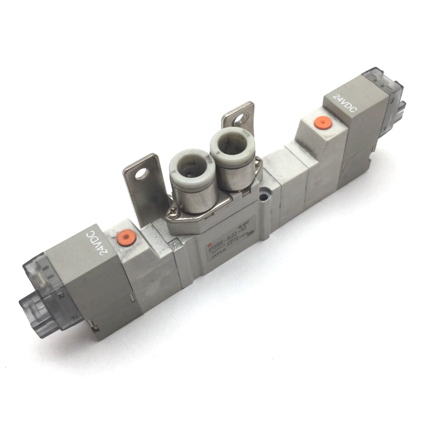 Used SMC SY3320-5LOZ-N3 Solenoid Valve, 3-Position 5-Port, 24VDC, 0.2-0.7MPa, M5x0.8